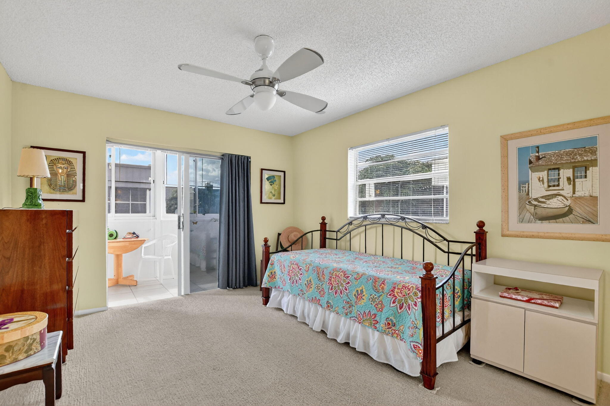 KINGS POINT BURGUNDY CONDOS - Residential