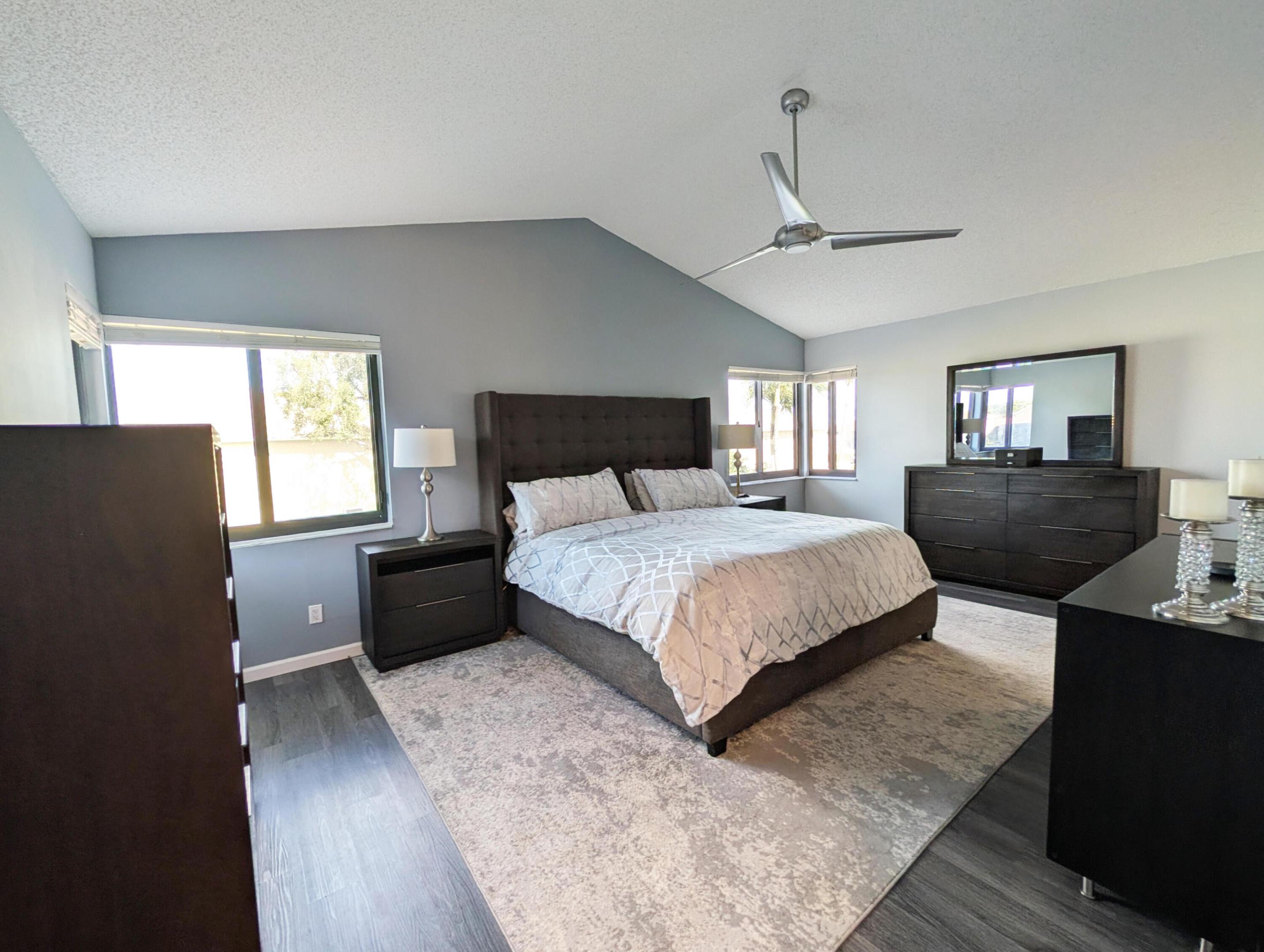 NORTHPOINTE I - Residential