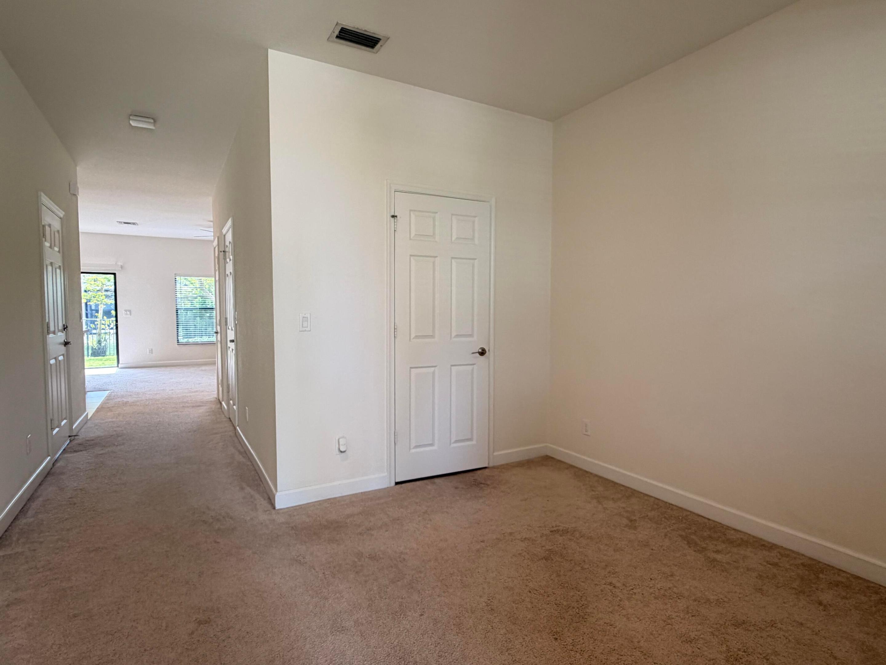 SABAL GROVE PLAT TWO - Residential Lease