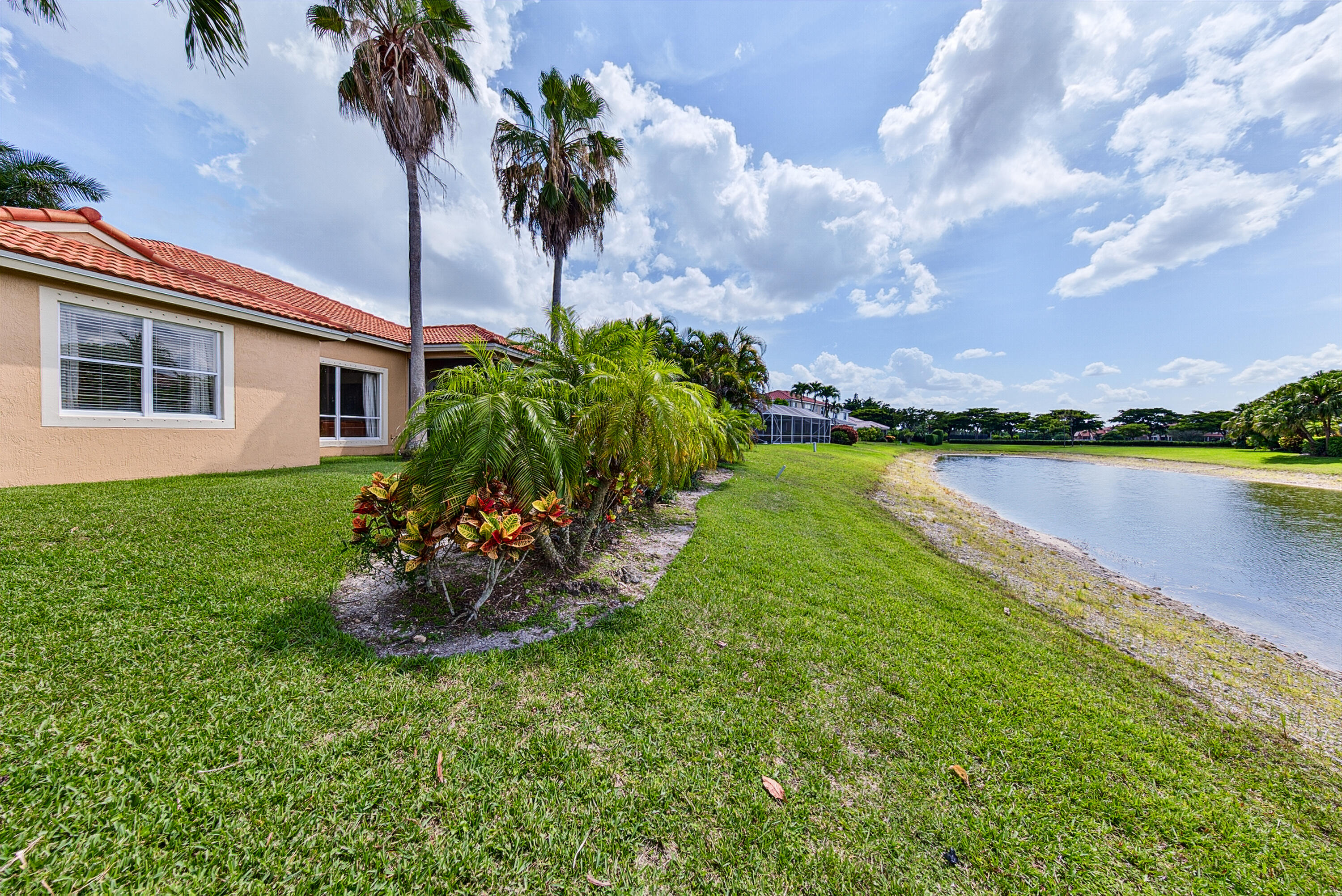 BOCA WINDS PAR E - Residential