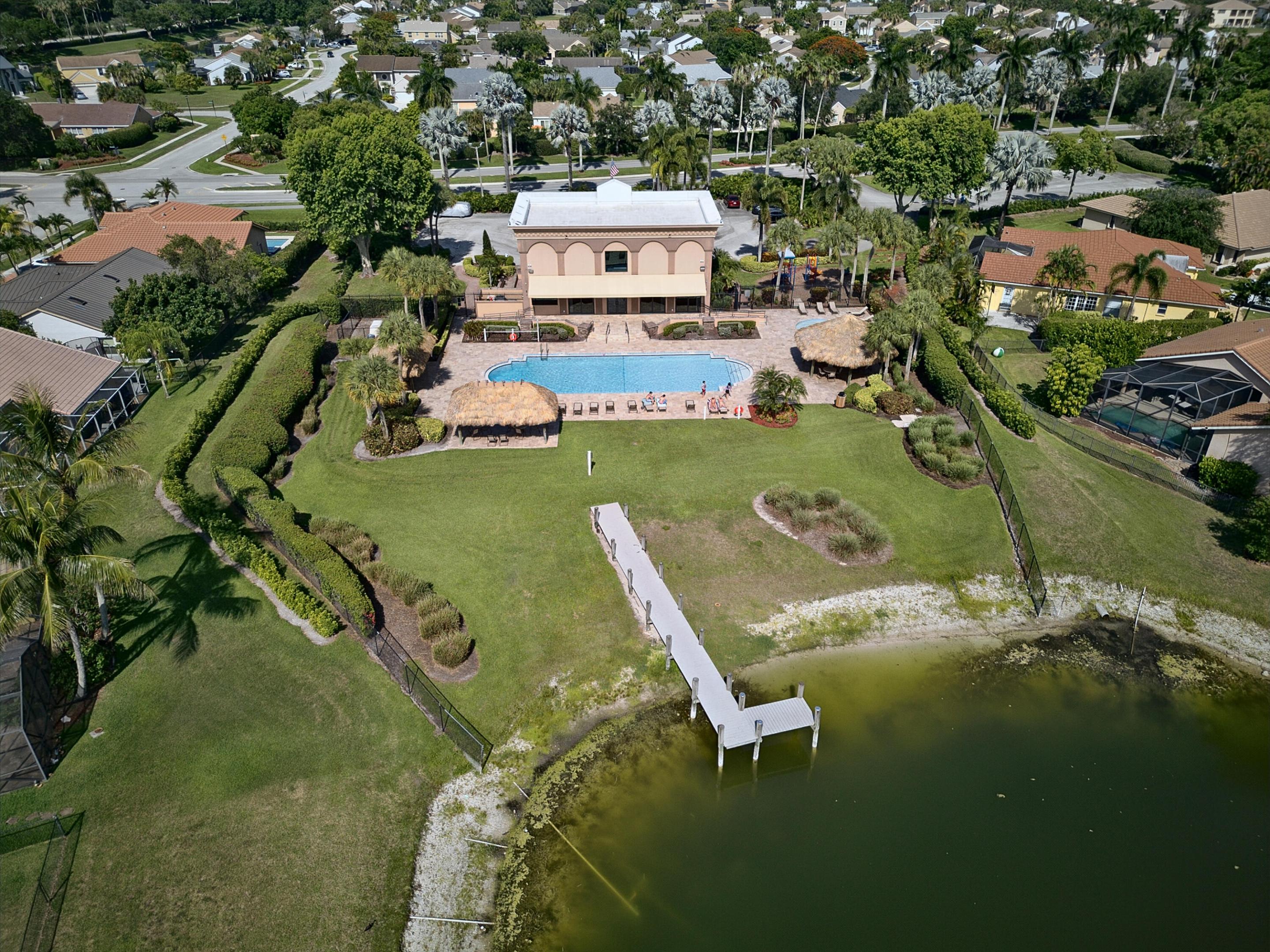 BOCA WINDS PAR E - Residential