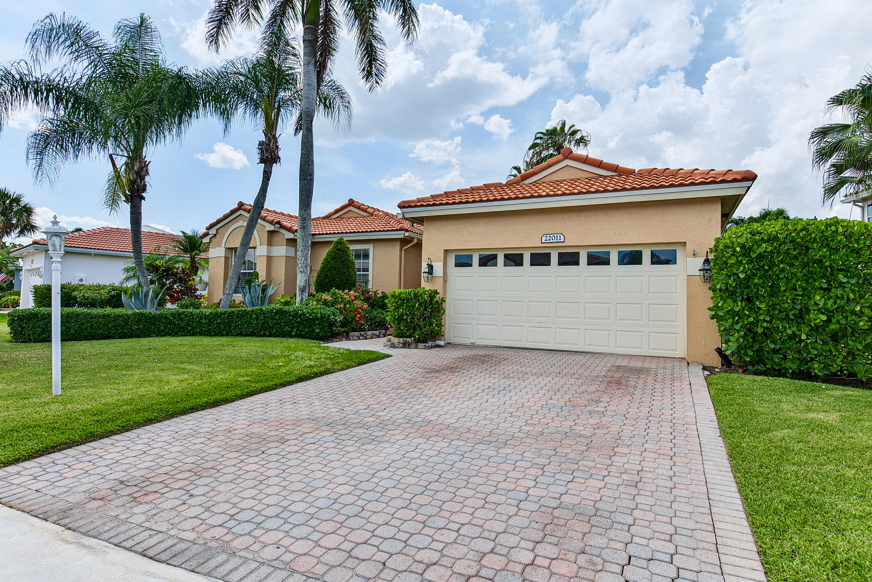 BOCA WINDS PAR E - Residential