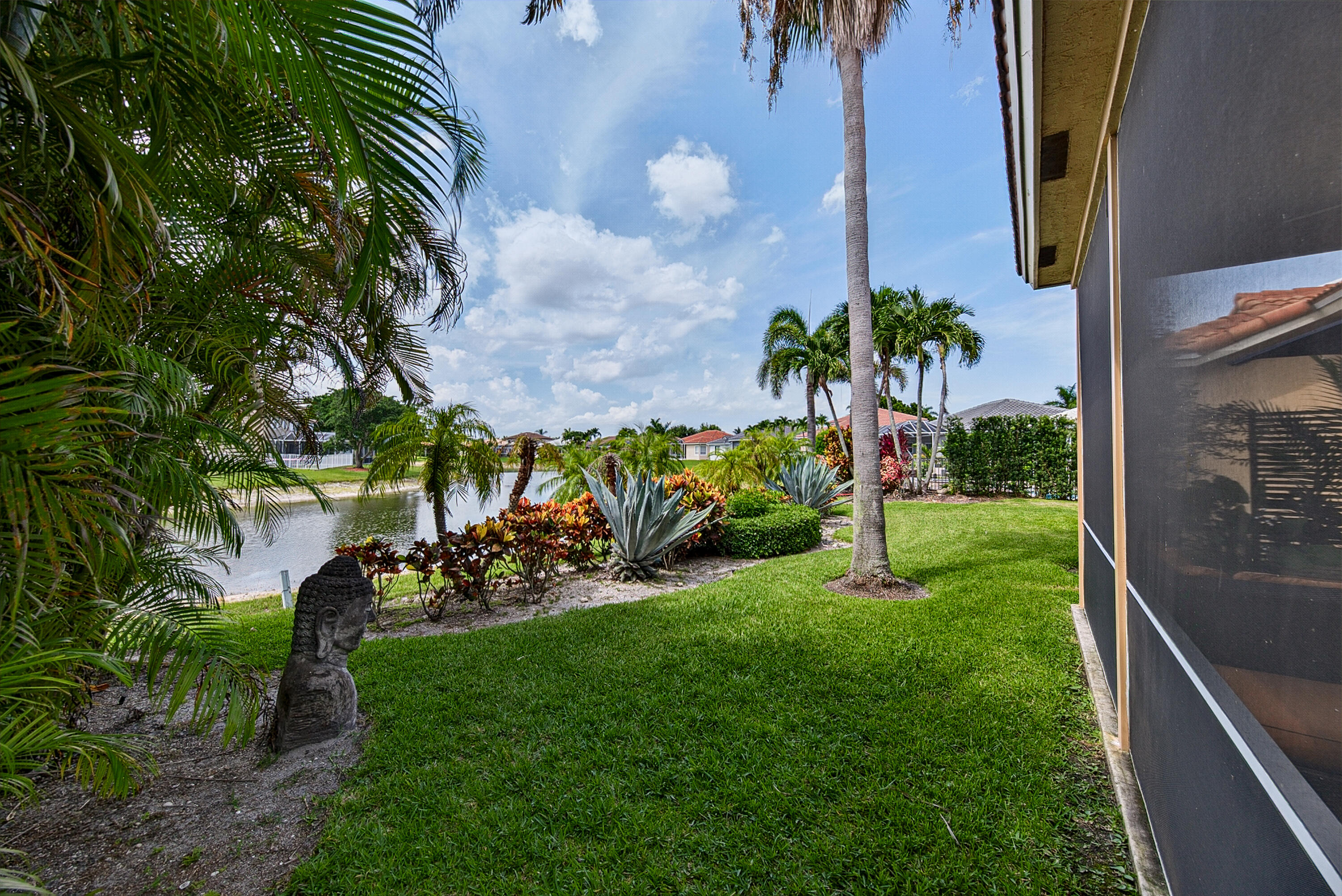 BOCA WINDS PAR E - Residential