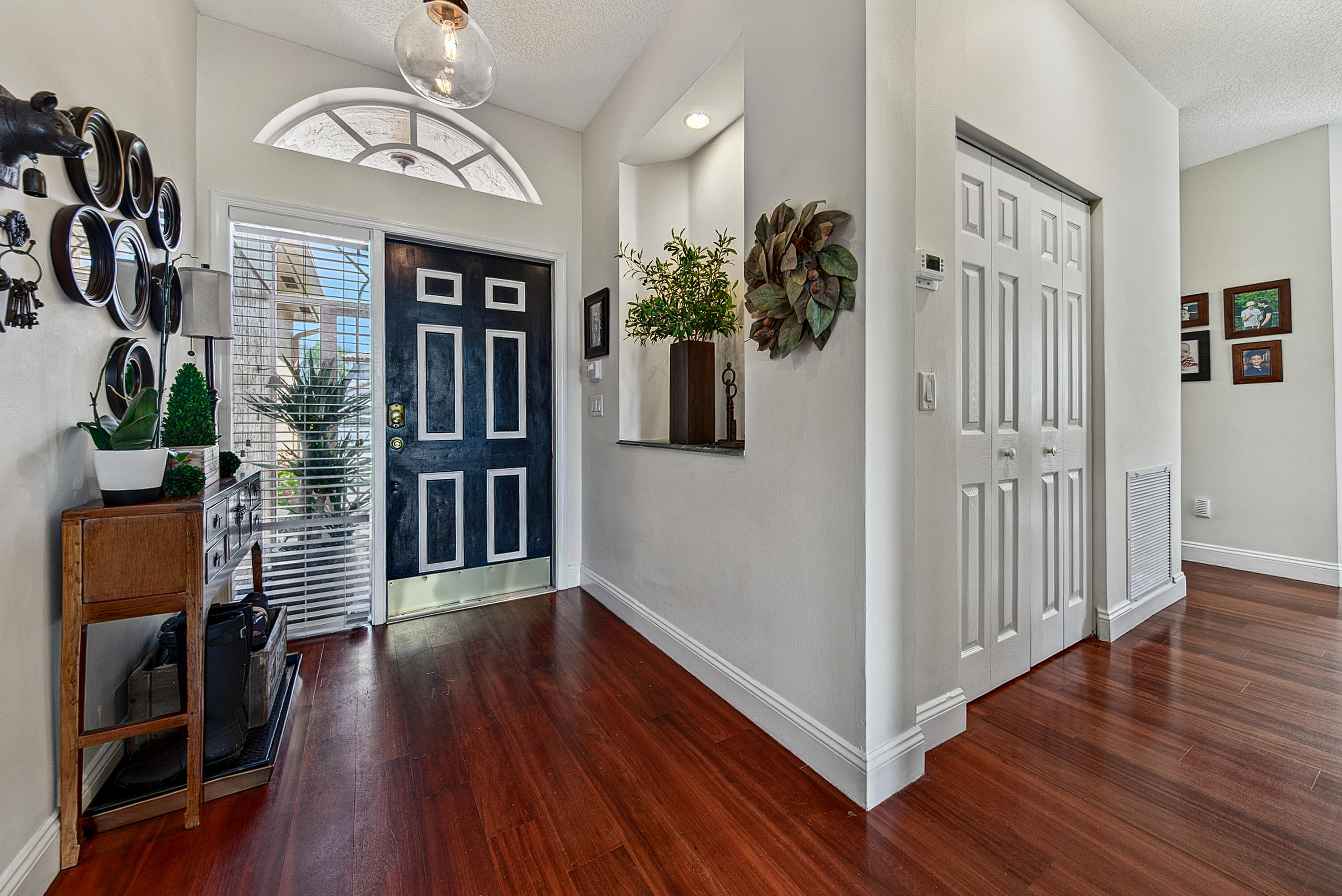 BOCA WINDS PAR E - Residential