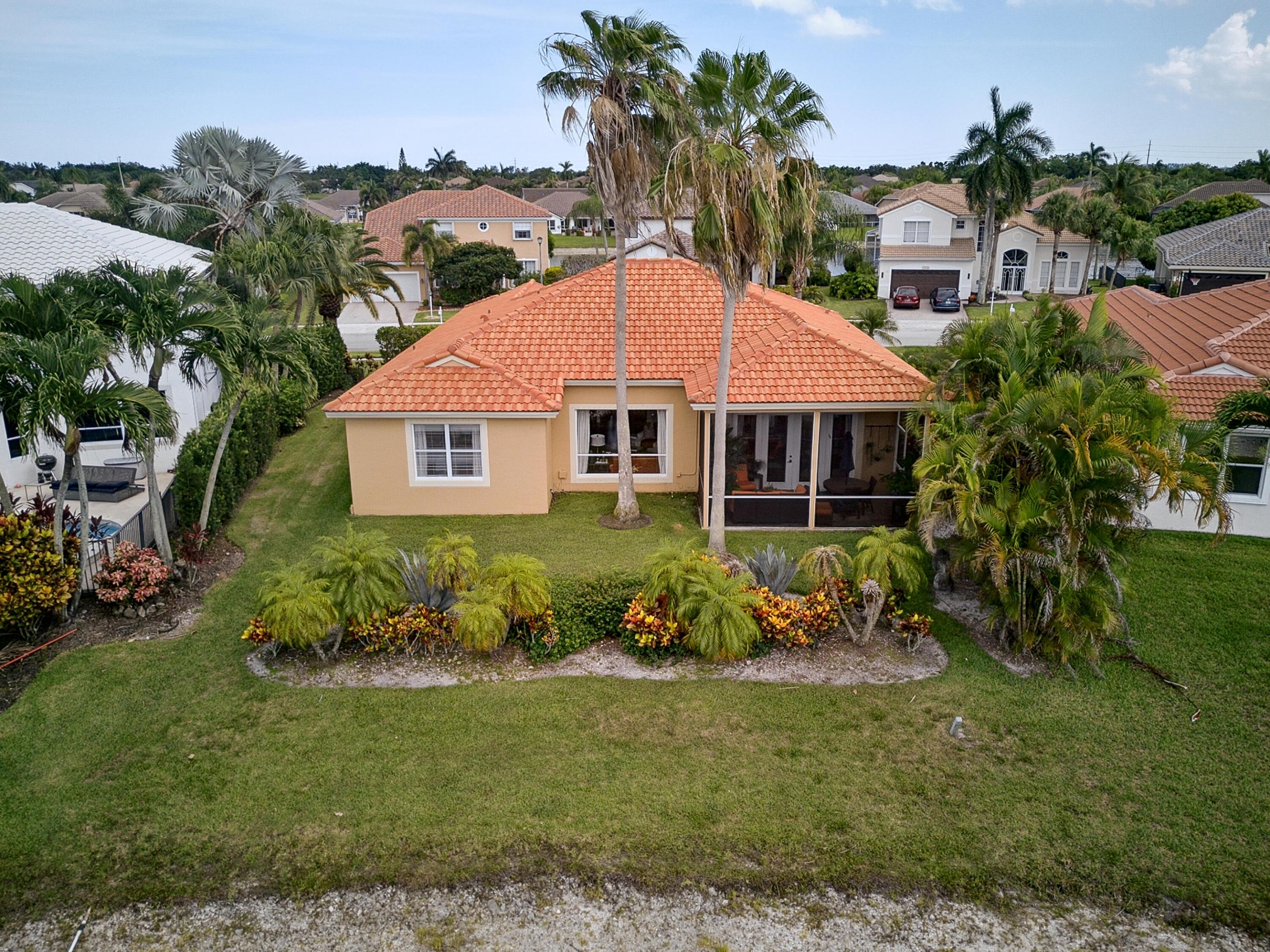 BOCA WINDS PAR E - Residential