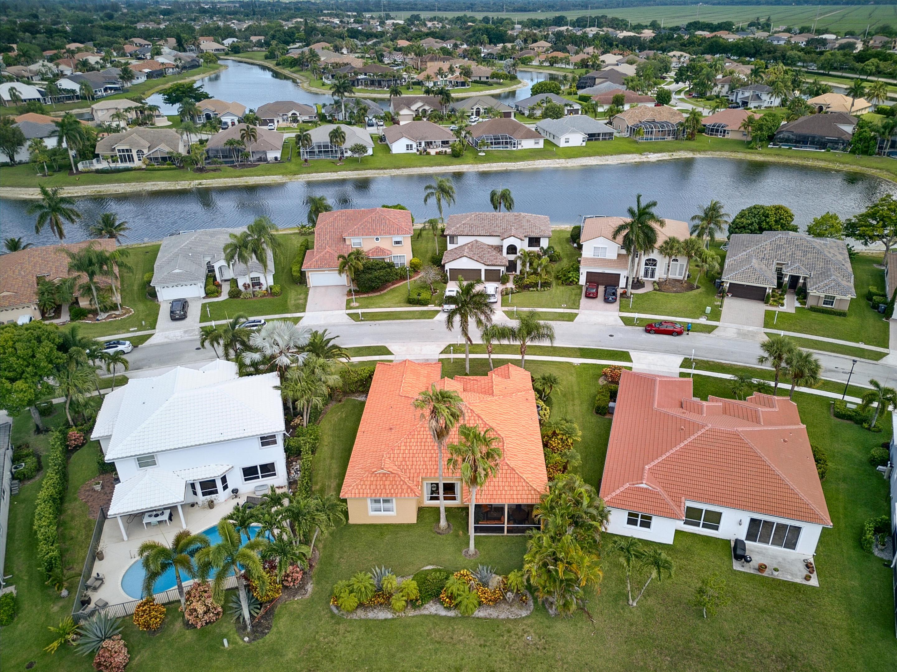 BOCA WINDS PAR E - Residential