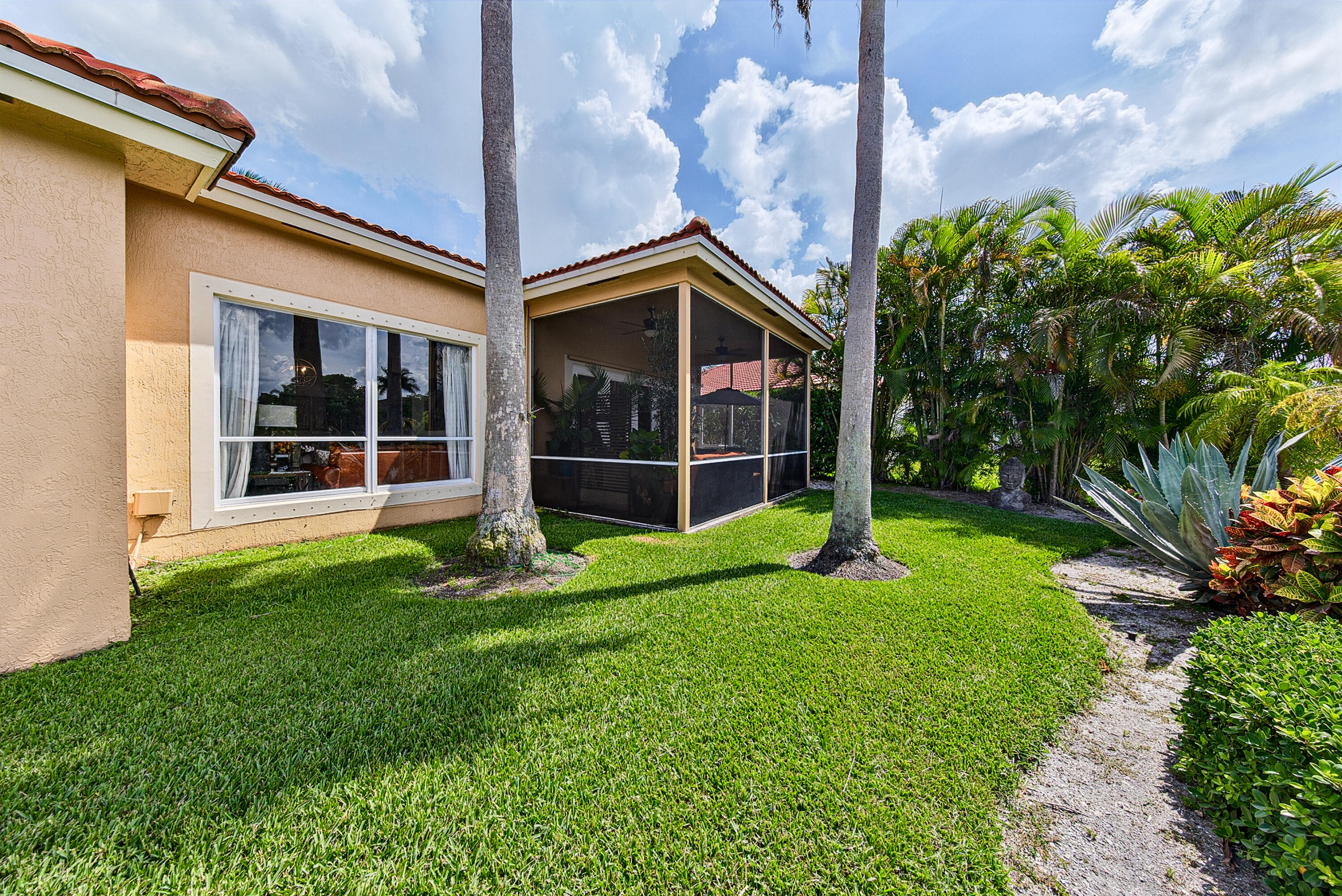 BOCA WINDS PAR E - Residential
