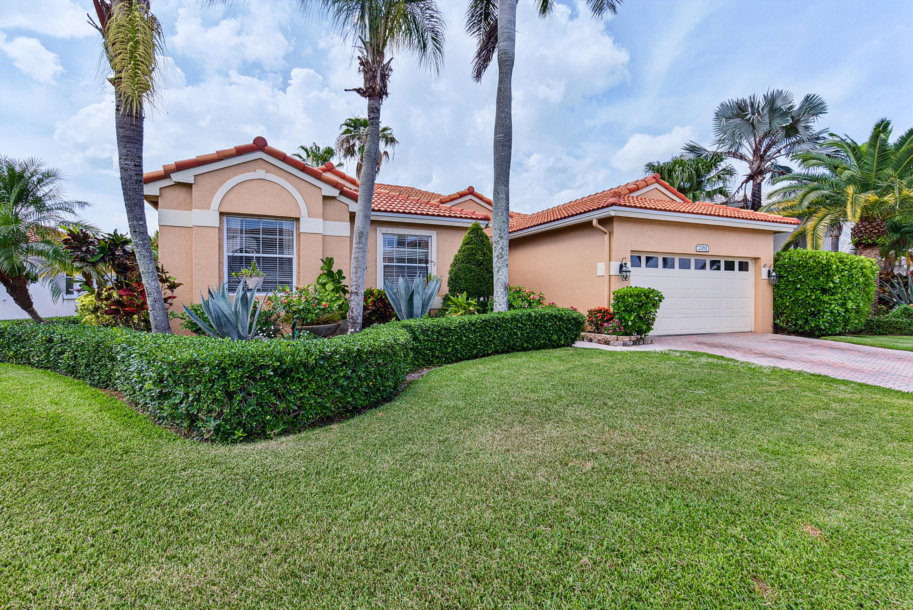BOCA WINDS PAR E - Residential