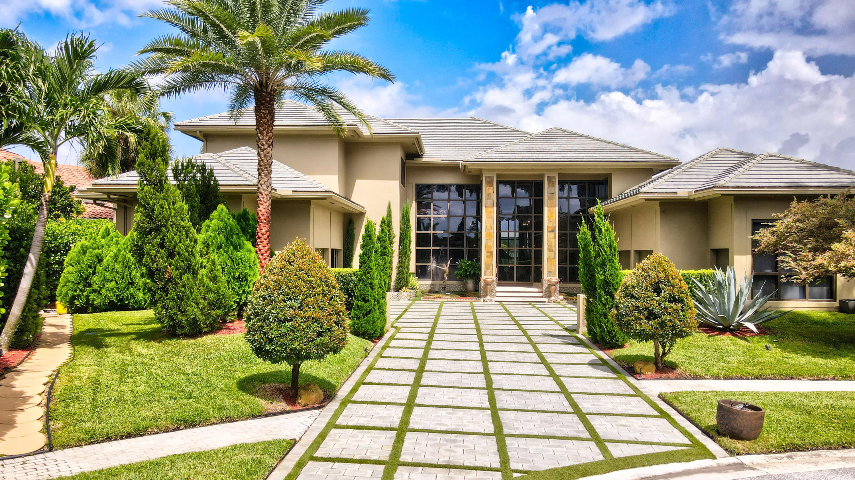 ST ANDREWS COUNTRY CLUB - Residential