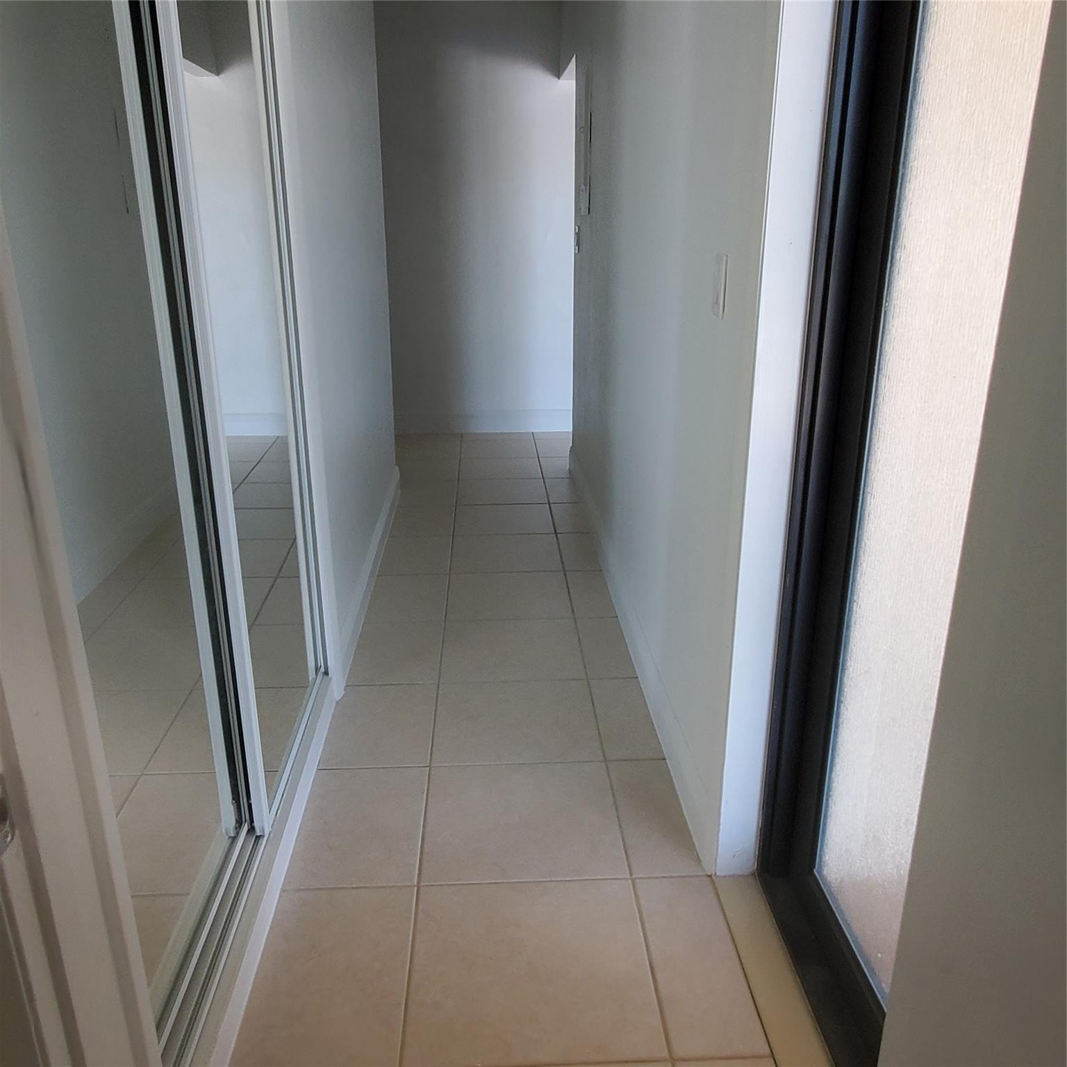 PEMBROKE LAKES SEC 6 - Residential Lease