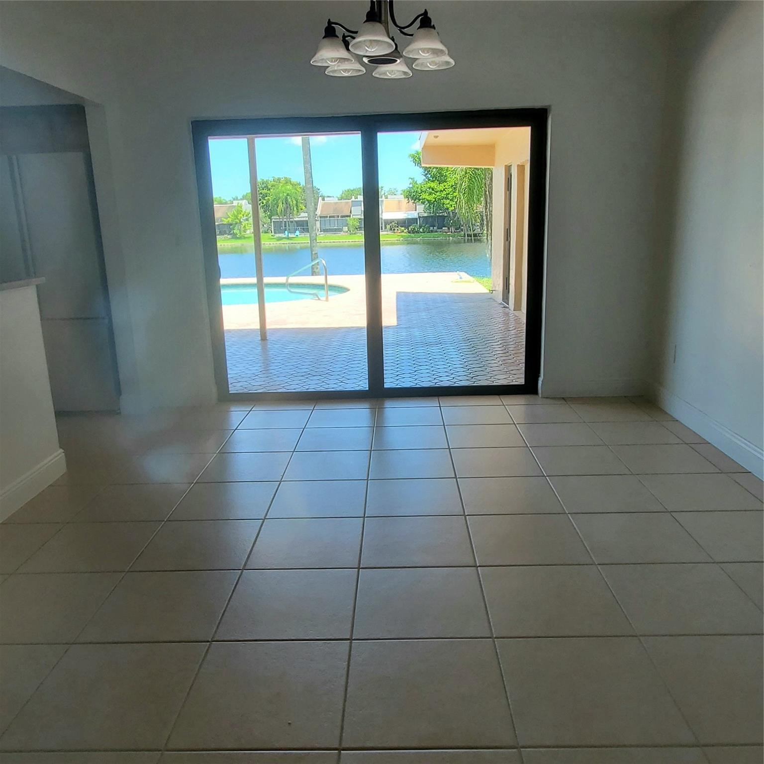 PEMBROKE LAKES SEC 6 - Residential Lease