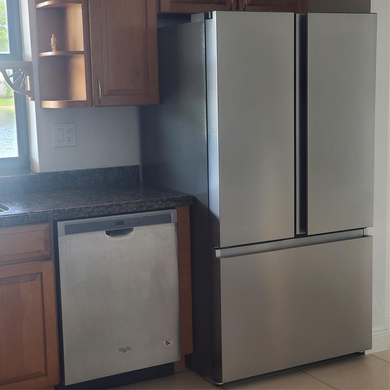 PEMBROKE LAKES SEC 6 - Residential Lease