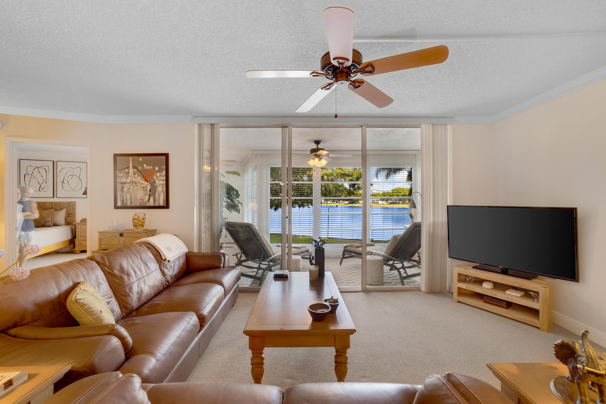 NO 52 PALM-AIRE COUNTRY CLUB - Residential