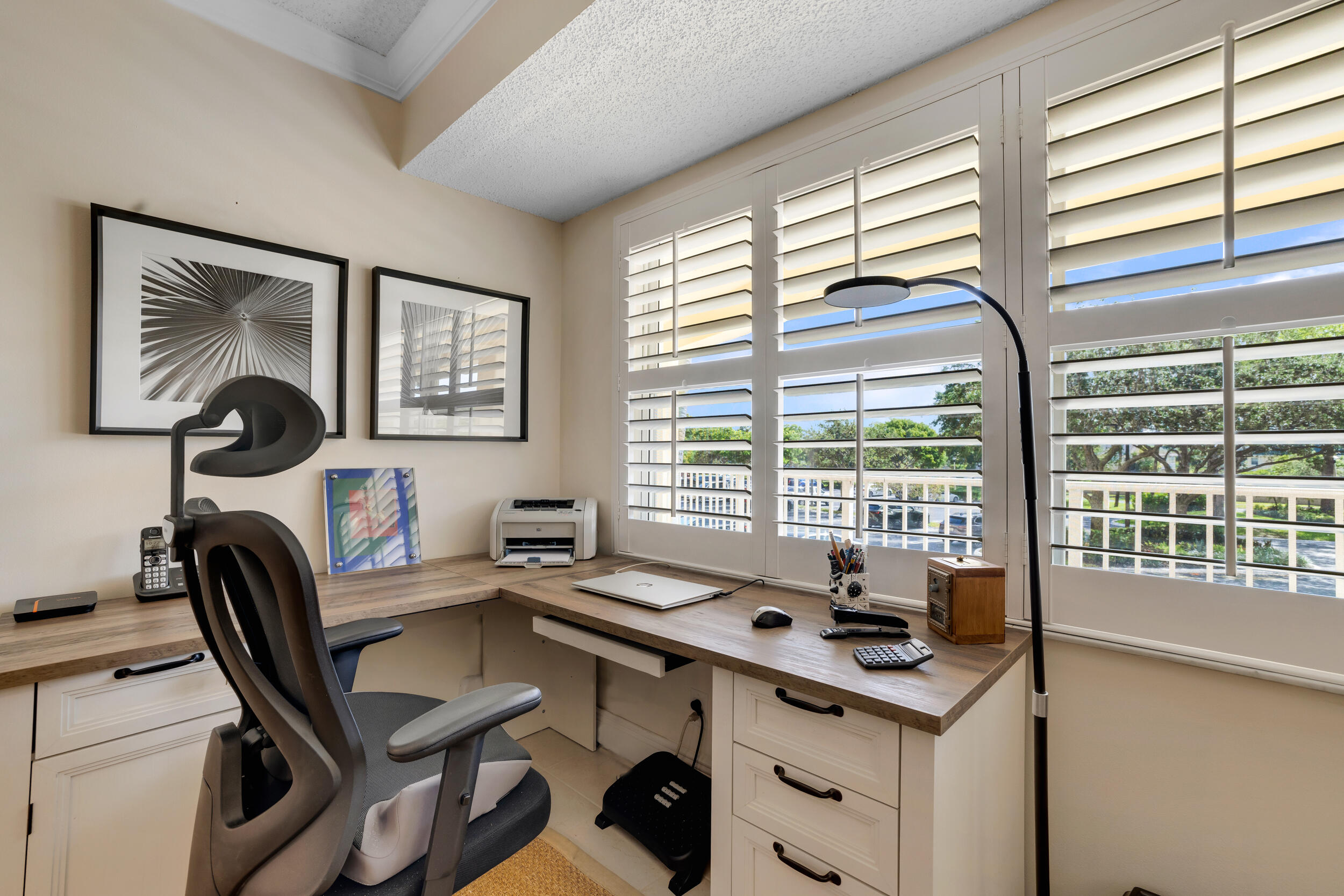 NO 52 PALM-AIRE COUNTRY CLUB - Residential