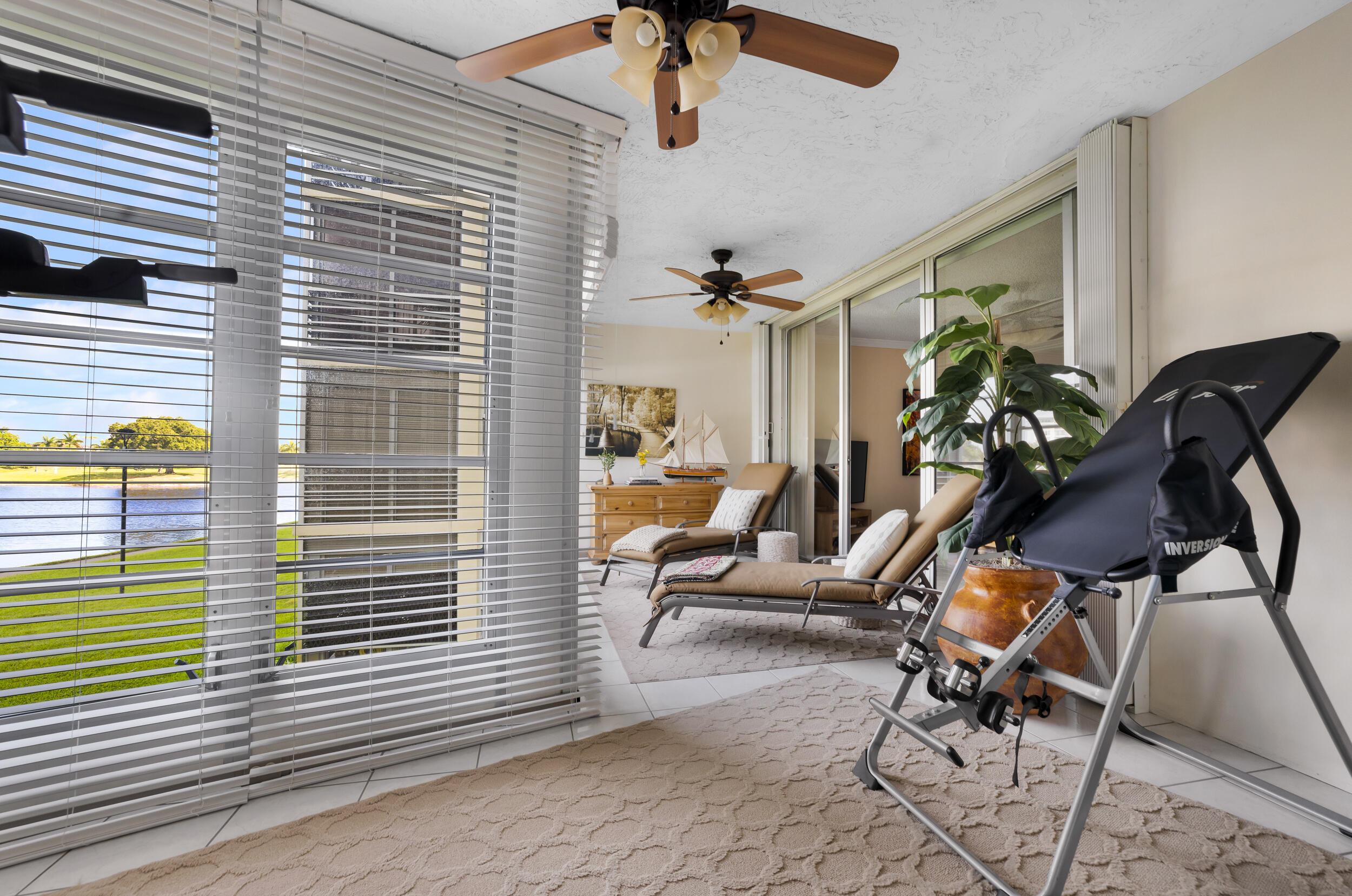 NO 52 PALM-AIRE COUNTRY CLUB - Residential