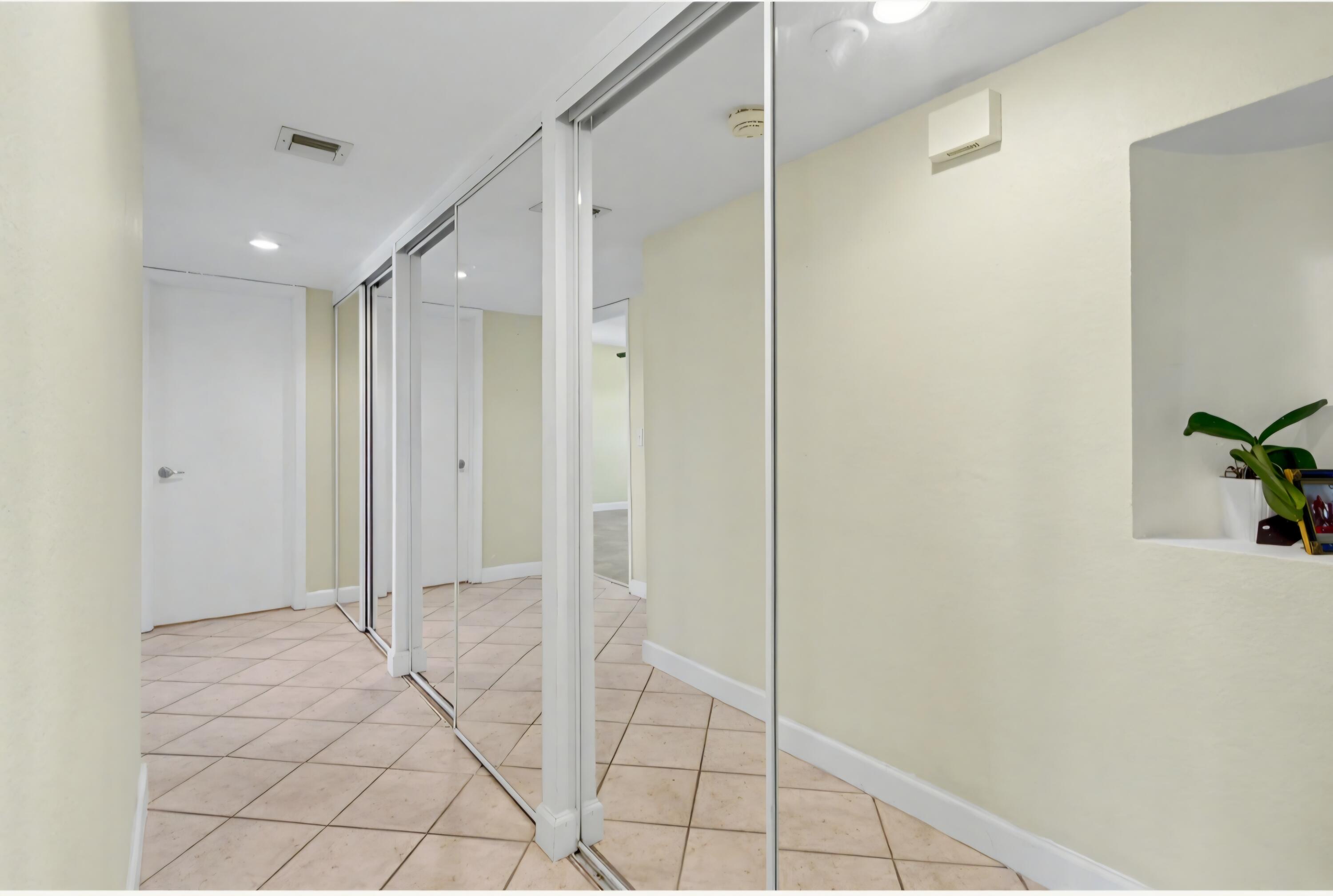 TENNIS CLUB II - Residential