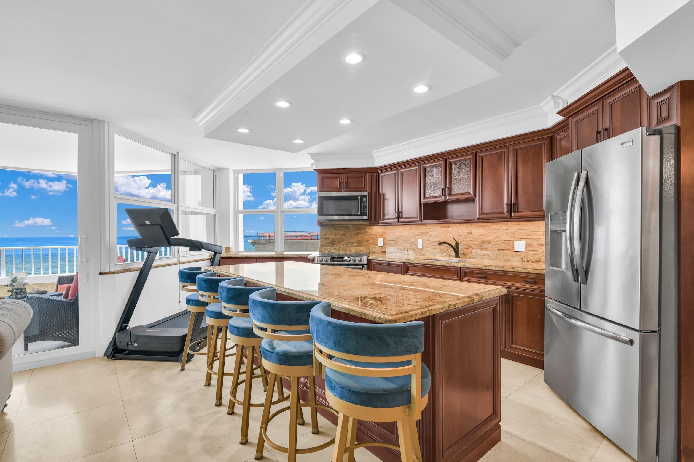 CLARIDGE CONDO - Residential Lease
