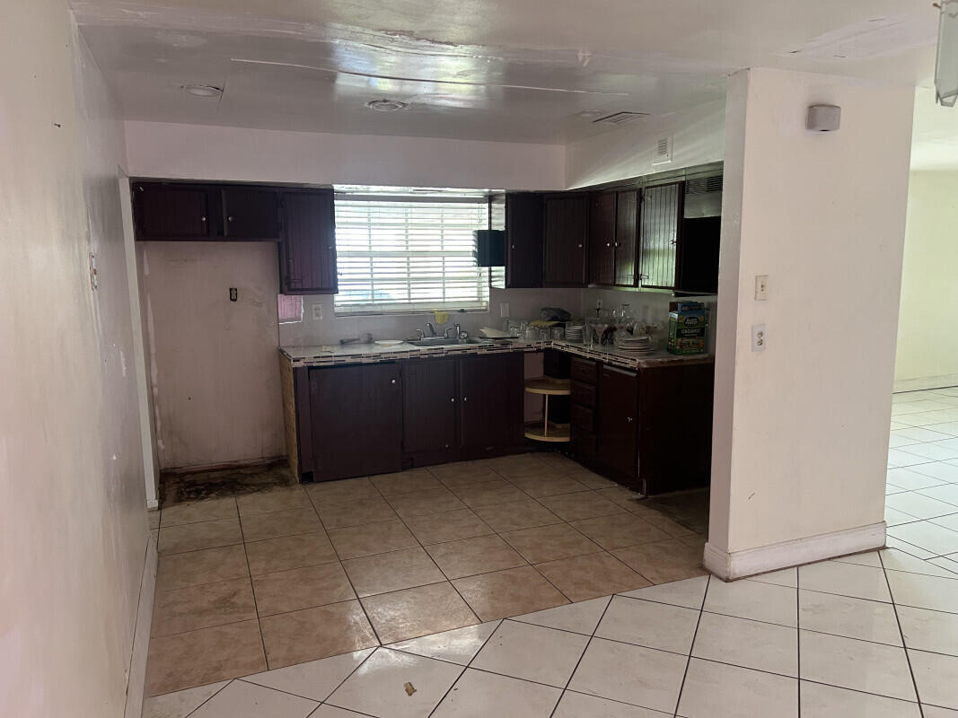 MELROSE PARK SEC 5 - Residential