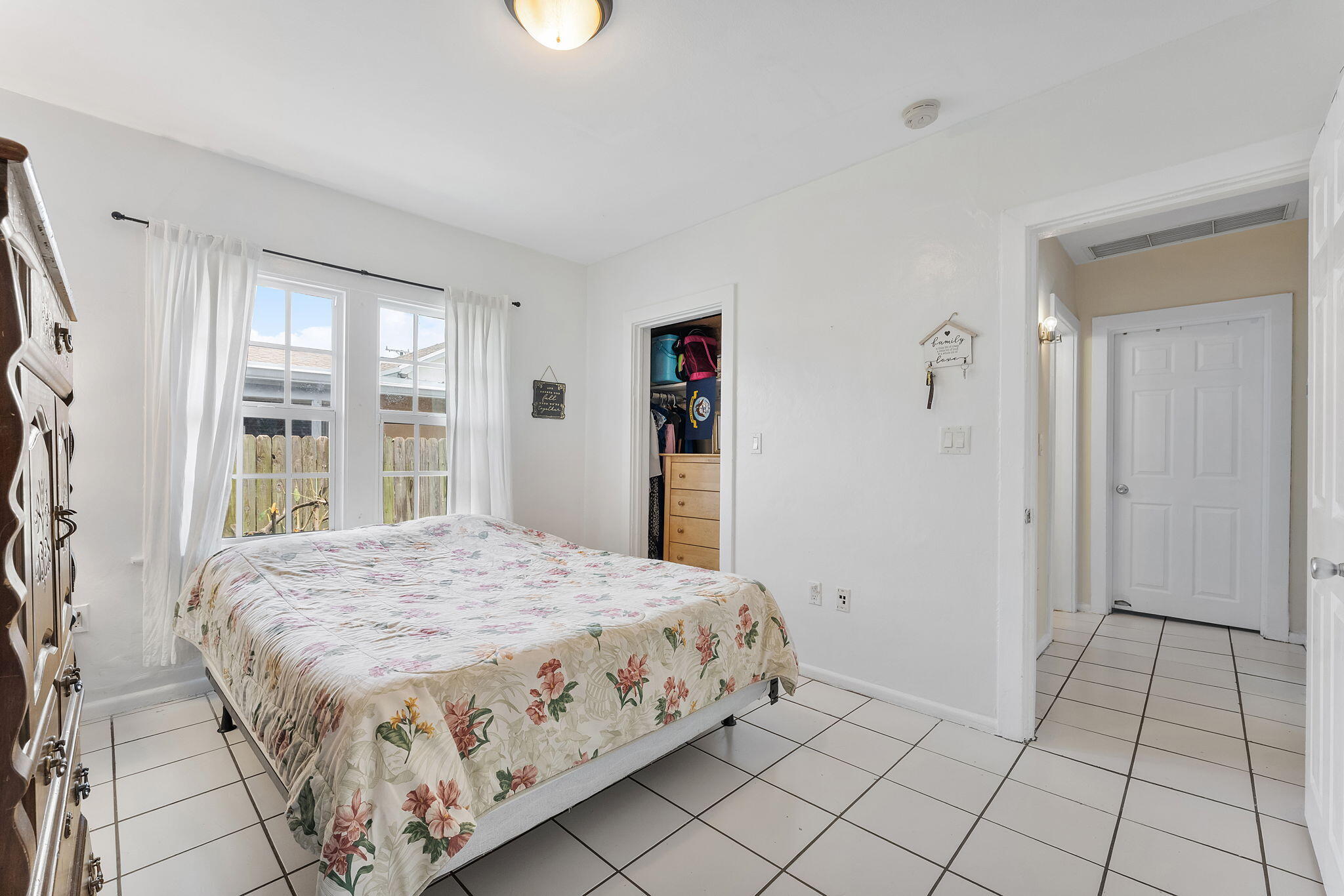 ESTATES OF SOUTH PALM BEACH - Residential