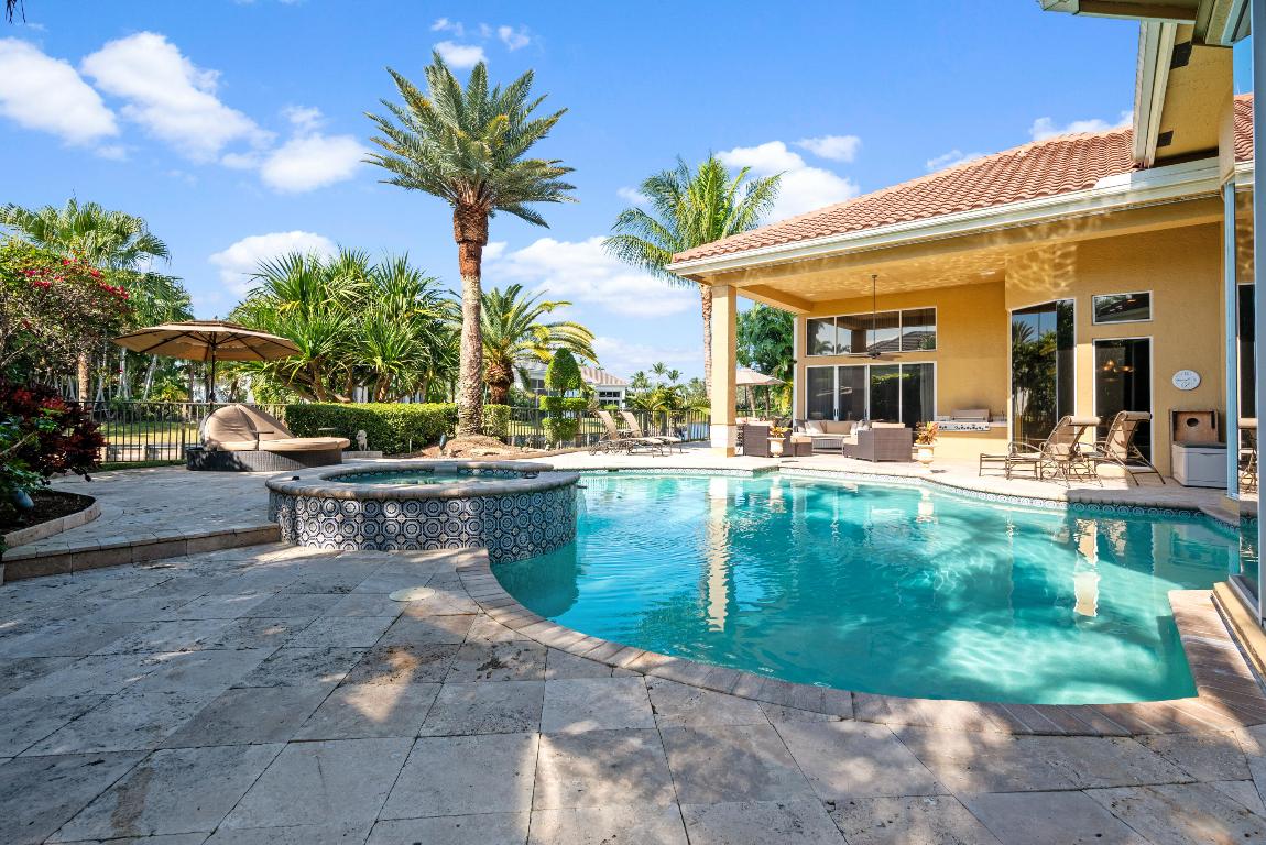 COVENTRY AT WOODFIELD COUNTRY CLUB - Residential