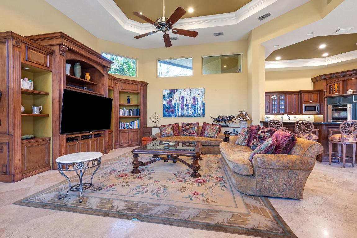 COVENTRY AT WOODFIELD COUNTRY CLUB - Residential