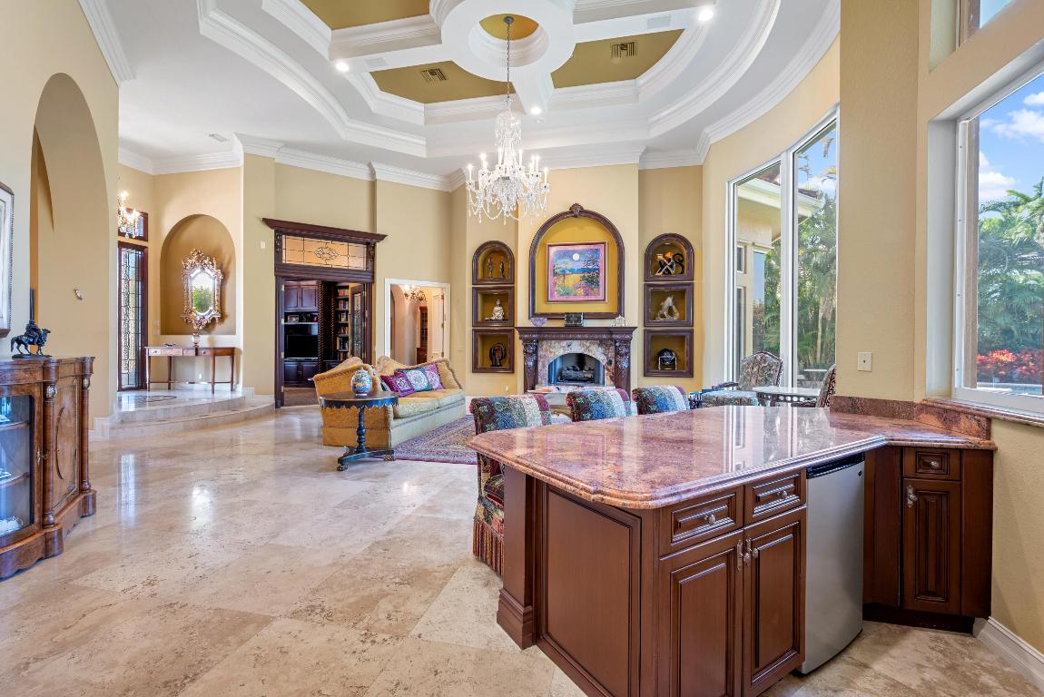 COVENTRY AT WOODFIELD COUNTRY CLUB - Residential