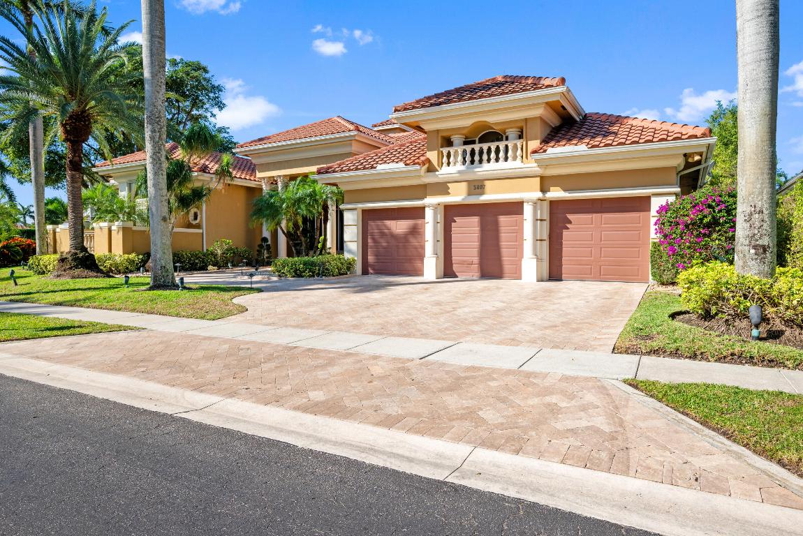 COVENTRY AT WOODFIELD COUNTRY CLUB - Residential