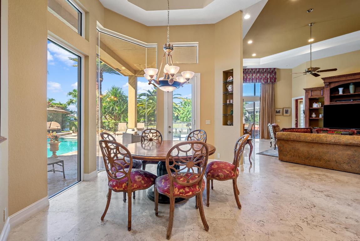 COVENTRY AT WOODFIELD COUNTRY CLUB - Residential