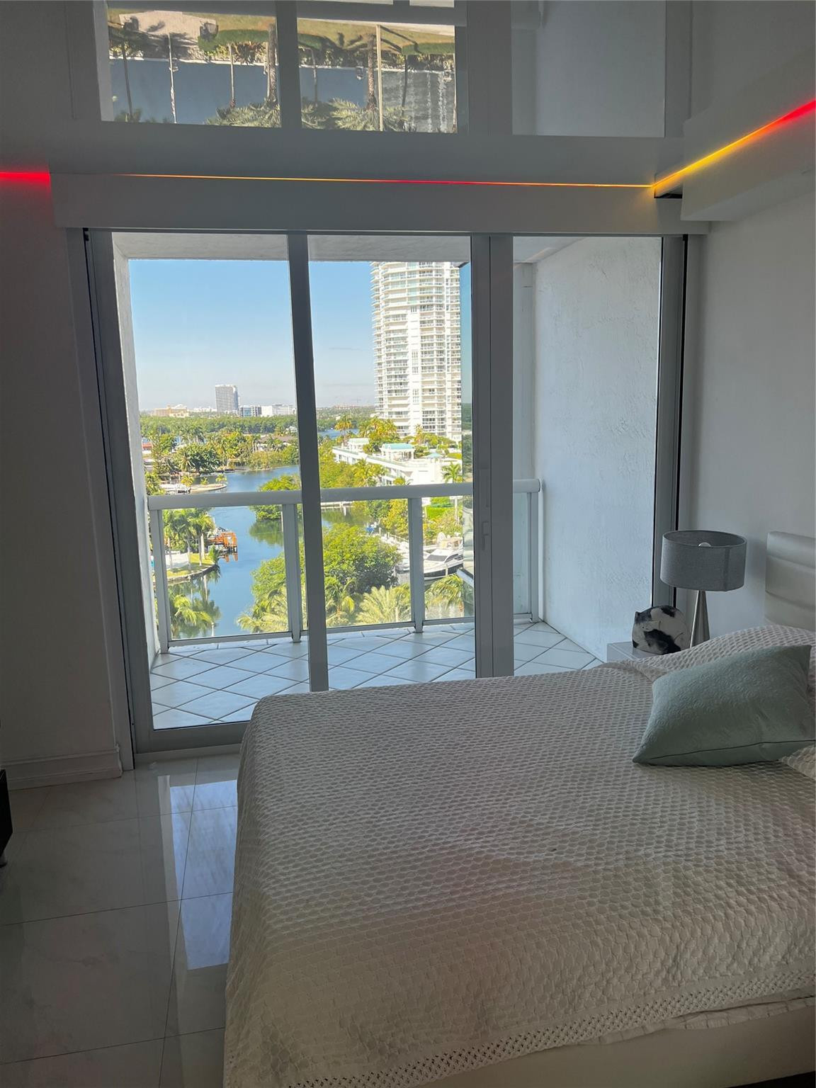 OCEANIA I CONDO - Residential