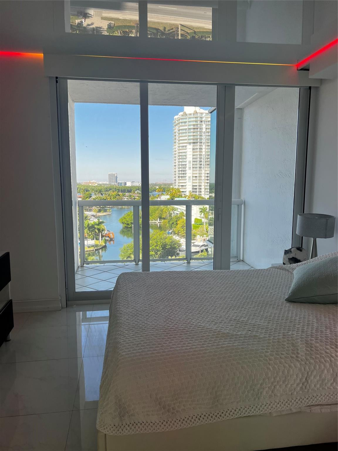 OCEANIA I CONDO - Residential