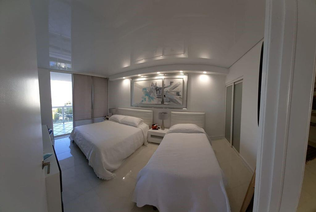 OCEANIA I CONDO - Residential
