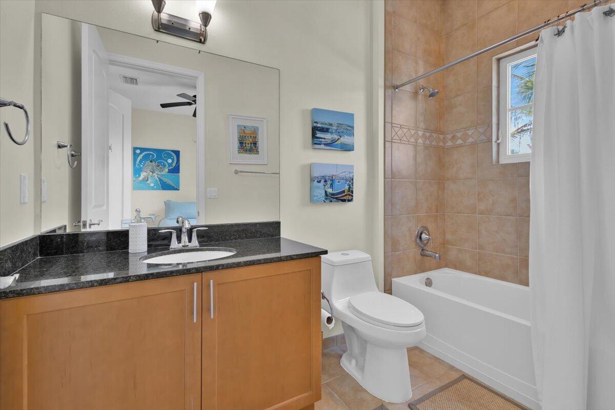 COCONUT COVE MARINA - Residential