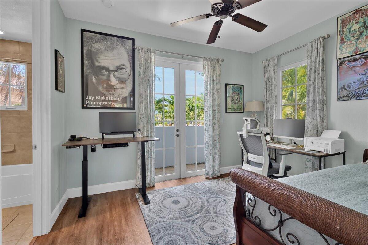 COCONUT COVE MARINA - Residential
