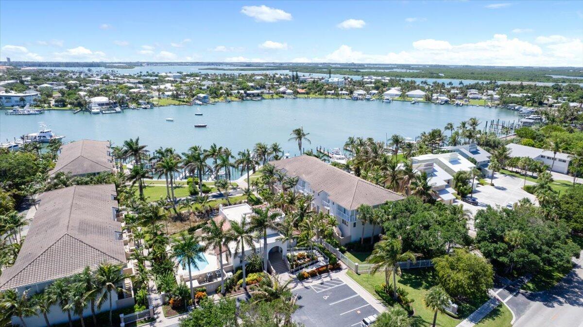 COCONUT COVE MARINA - Residential