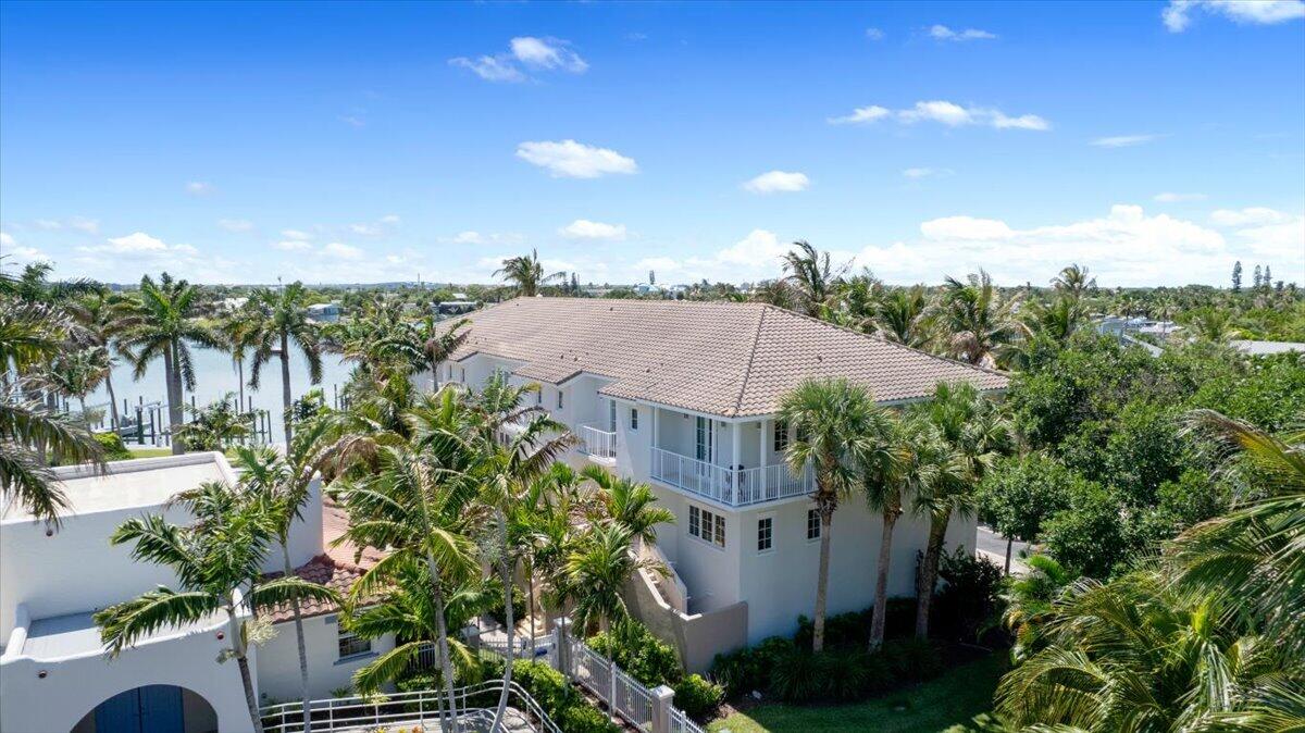 COCONUT COVE MARINA - Residential