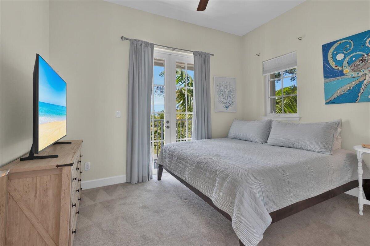 COCONUT COVE MARINA - Residential
