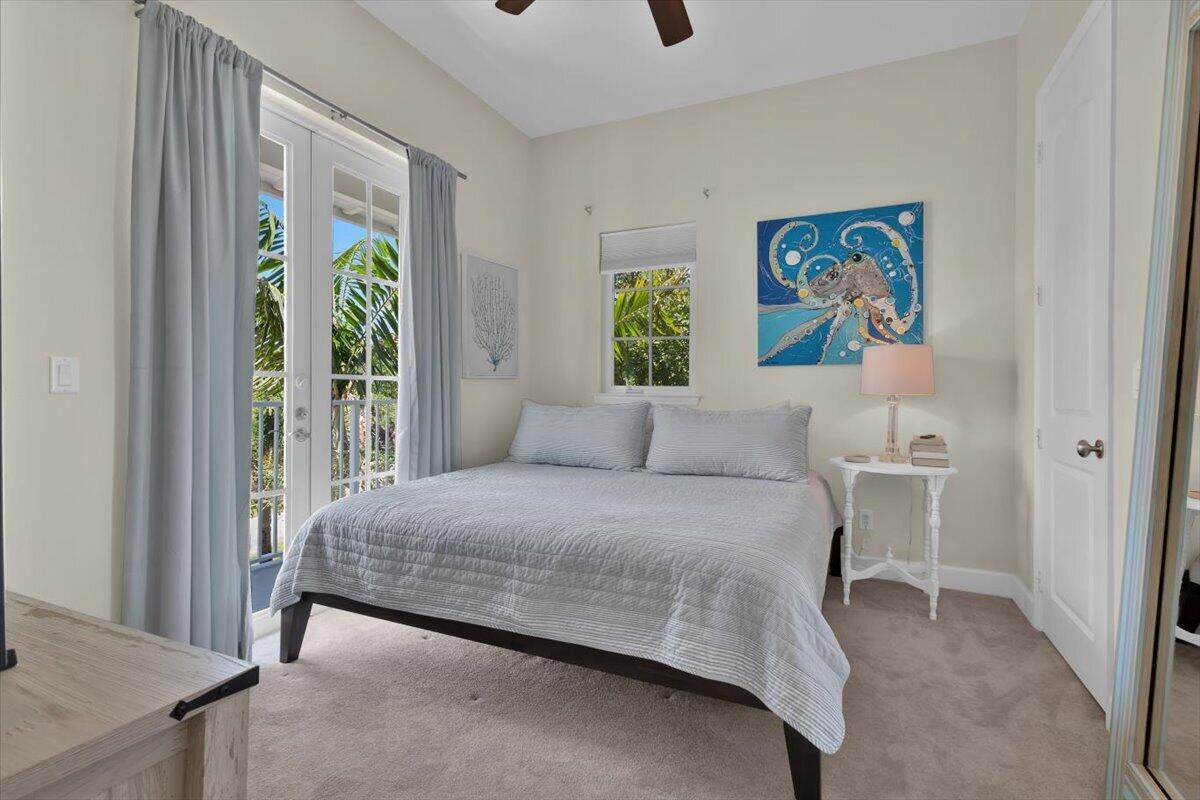 COCONUT COVE MARINA - Residential