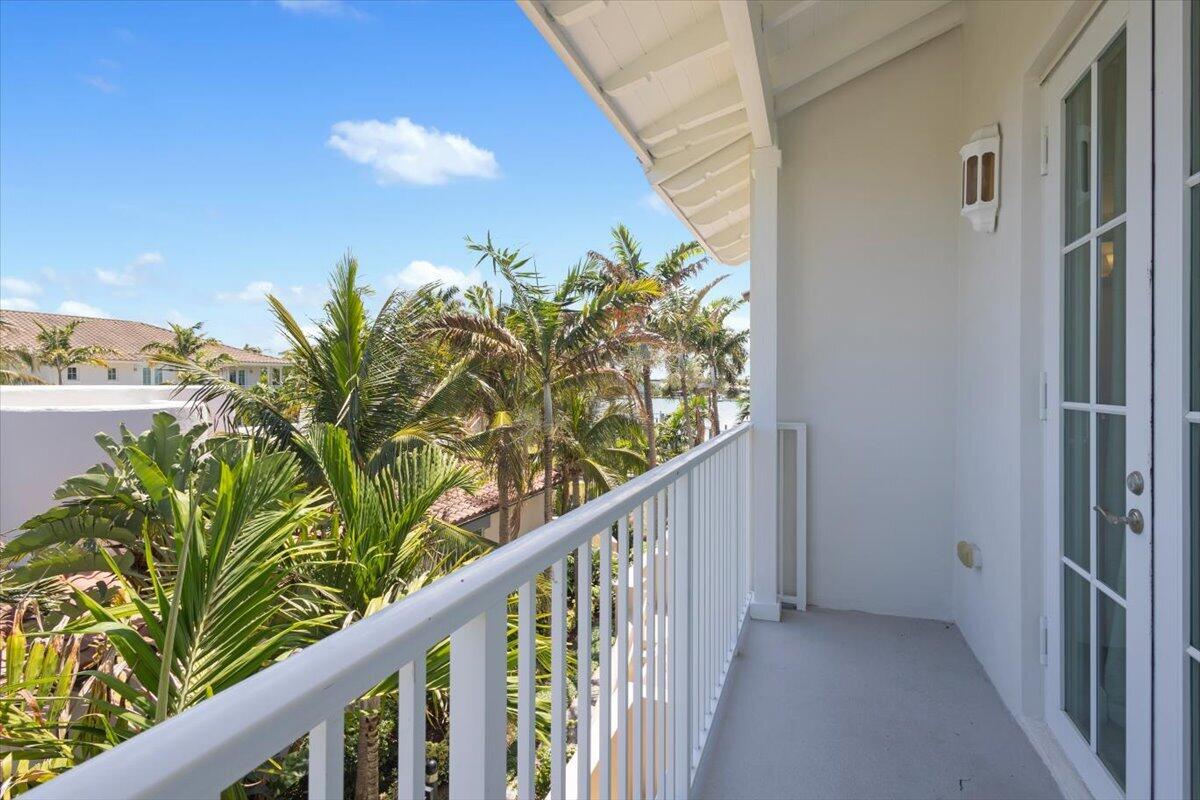 COCONUT COVE MARINA - Residential