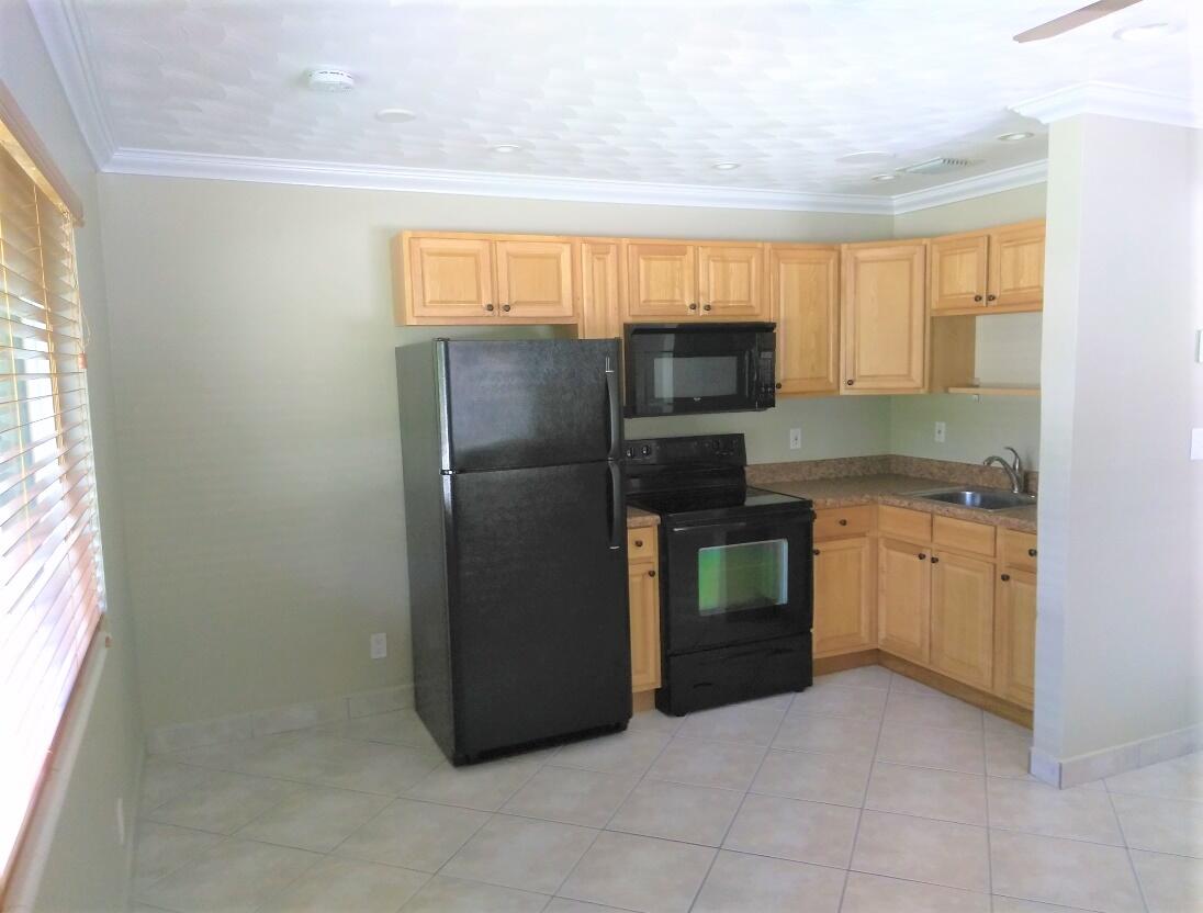 GREENS SUB - Residential Lease