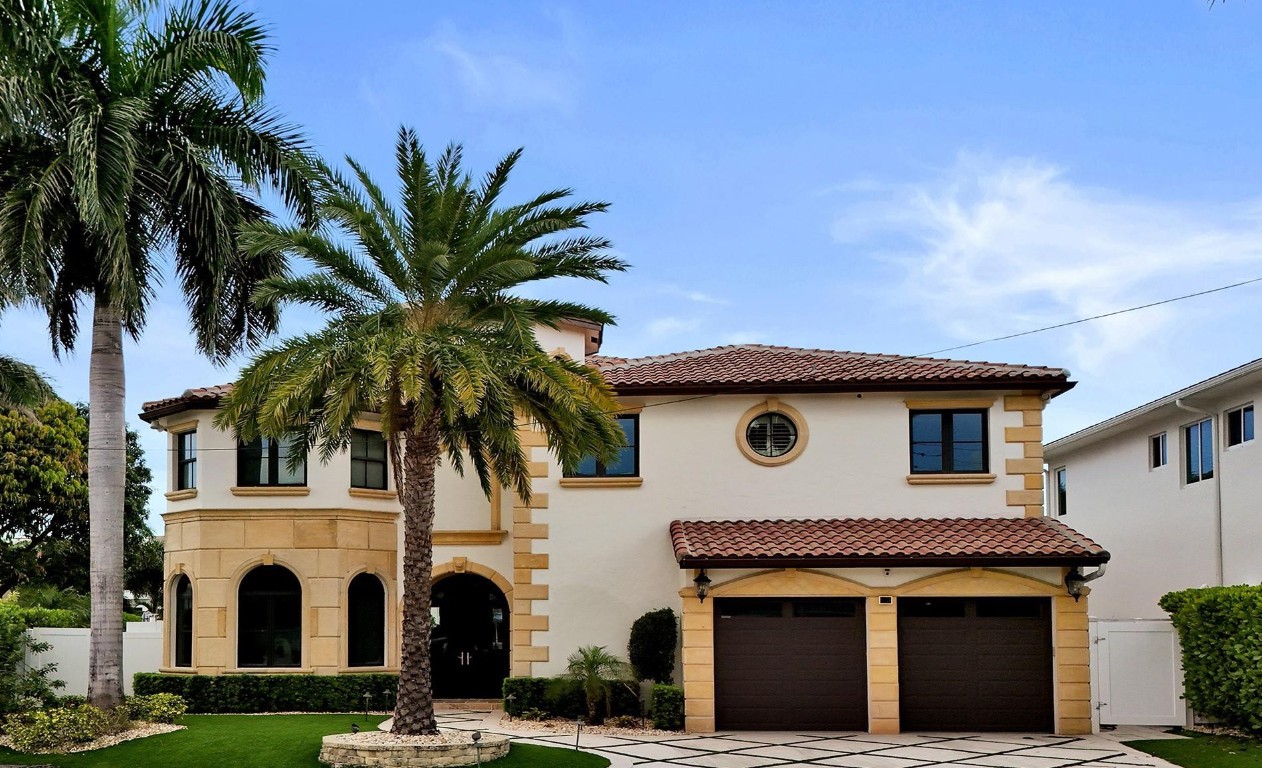 CORAL KEY VILLAS 3RD SEC - Residential