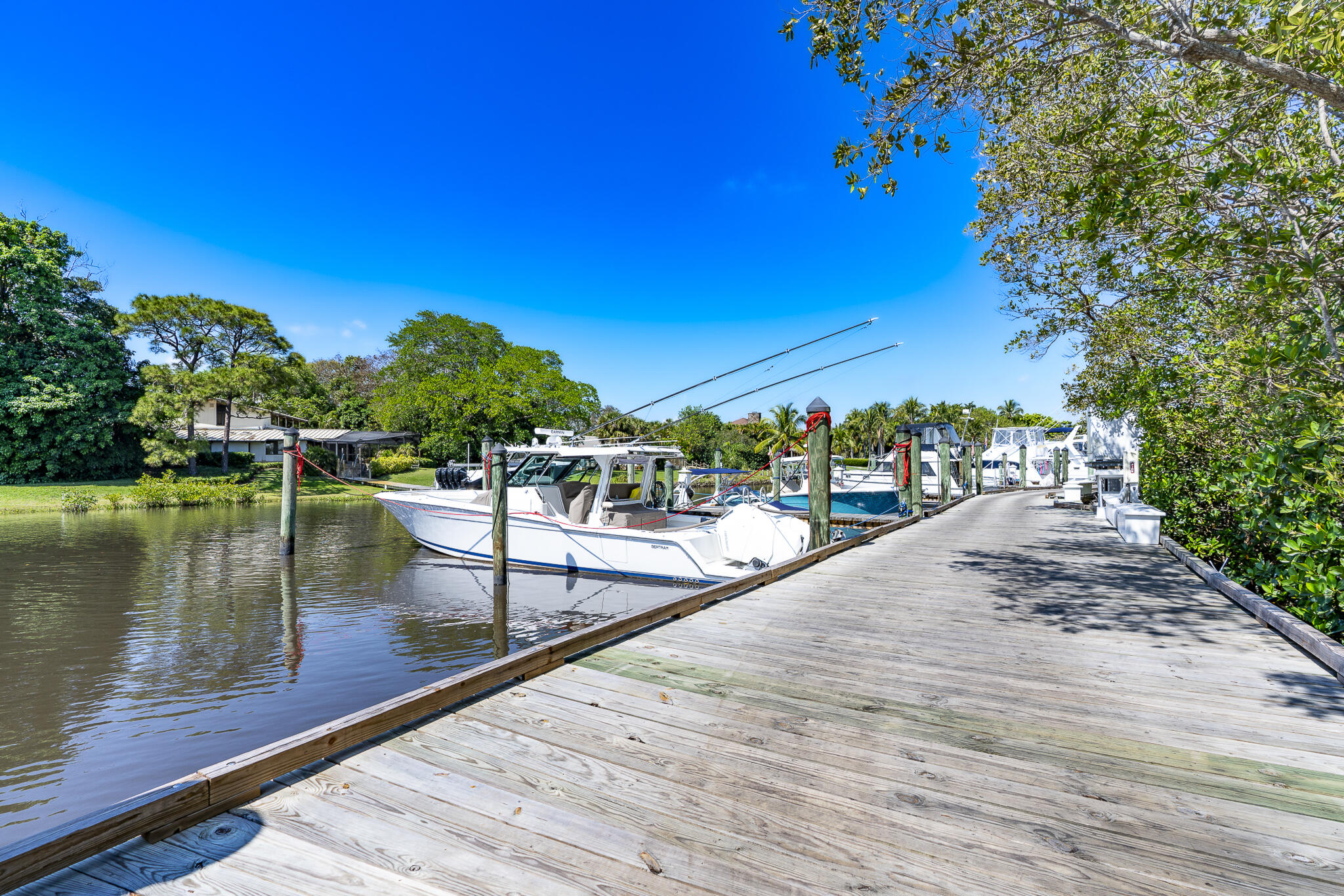 PIPERS LANDING - Residential