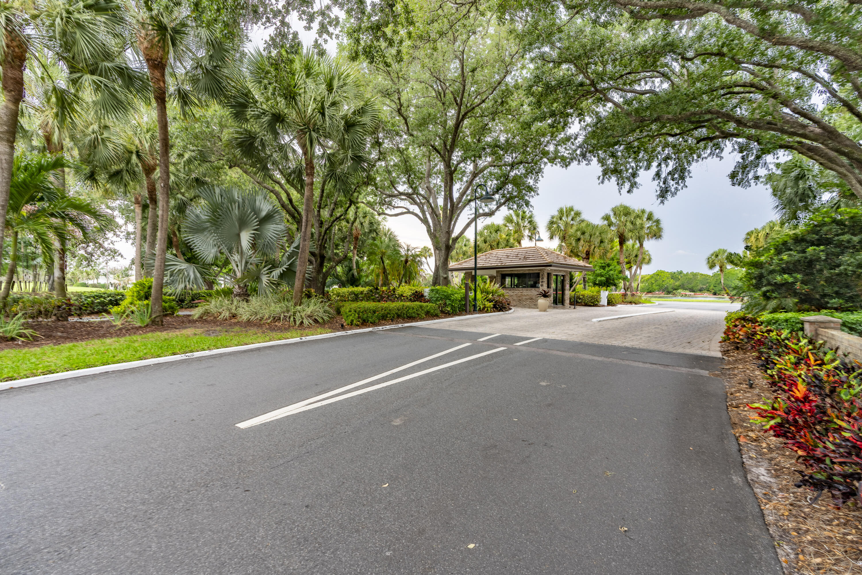 PIPERS LANDING - Residential