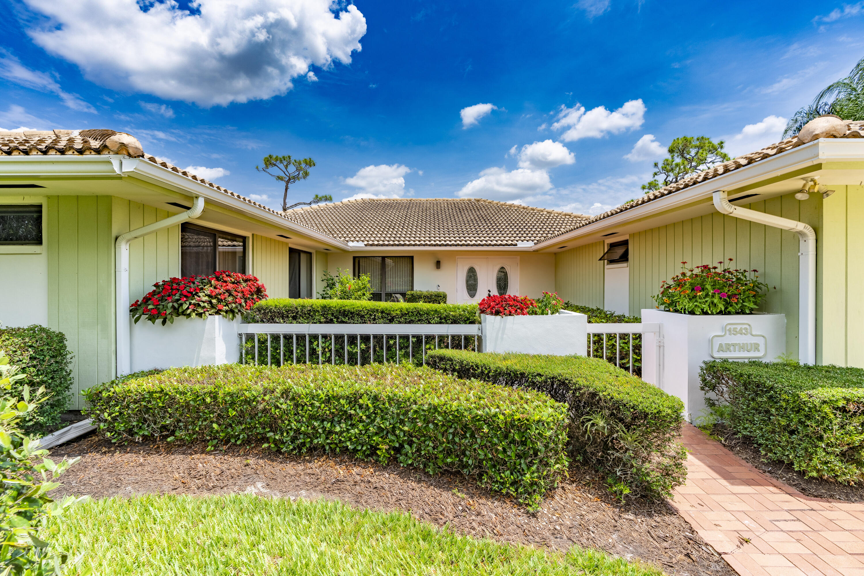 Golfers Paradise:  Recently remodeled courtyard villa in one of Martin Counties most EXCLUSIVE Golf & Country Clubs. Charming 3 /2.5/2 villa has been recently been remodeled to include: new kitchen cabinetry, quartz countertops, stainless steel appliances, new lights, ceiling fans, kitchen chandelier, recessed lighting in EVERY ROOM, knock down ceiling (no more popcorn), new carpet throughout, epoxied garage floor, freshly painted interior, front door & gated entry to the courtyard. Patio door removed providing an open & airy floor plan with A/C. (ALL UPGRADES WERE COMPLETED MARCH/APRIL 2026). Back terrace faces East located on the 9th hole. Piper's is a Golfers', Boaters', & Tennis Players' Paradise/Award Winning Golf, tennis & pickleball instructors,steps away from heated saltwater pool  This private community offers a 49-slip marina for yachts from 25 to 85 feet with electric & water, a clubhouse, a fitness center, a dog park, and so much more.