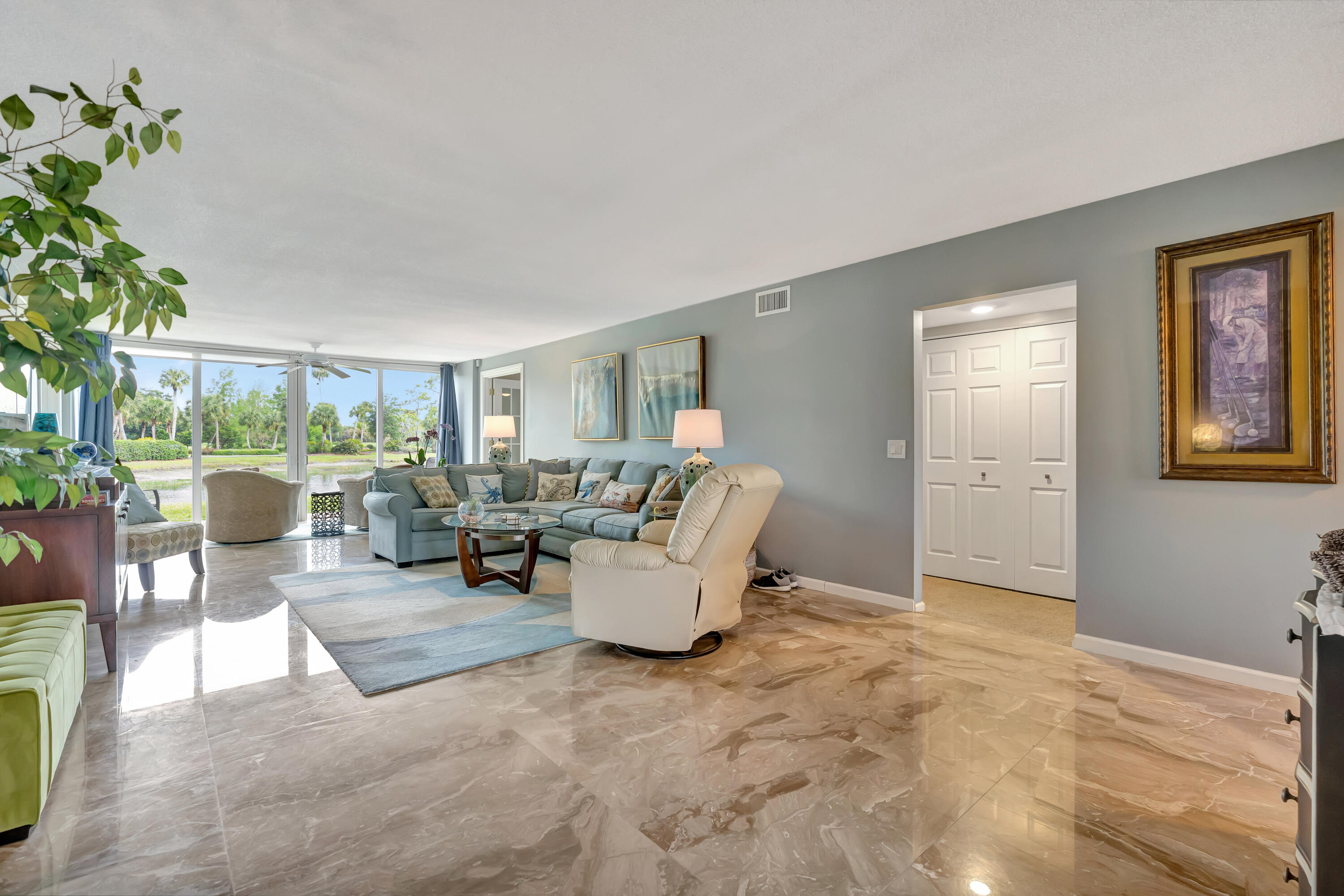 PIPERS LANDING GARDEN APARTMENTS CONDO - Residential