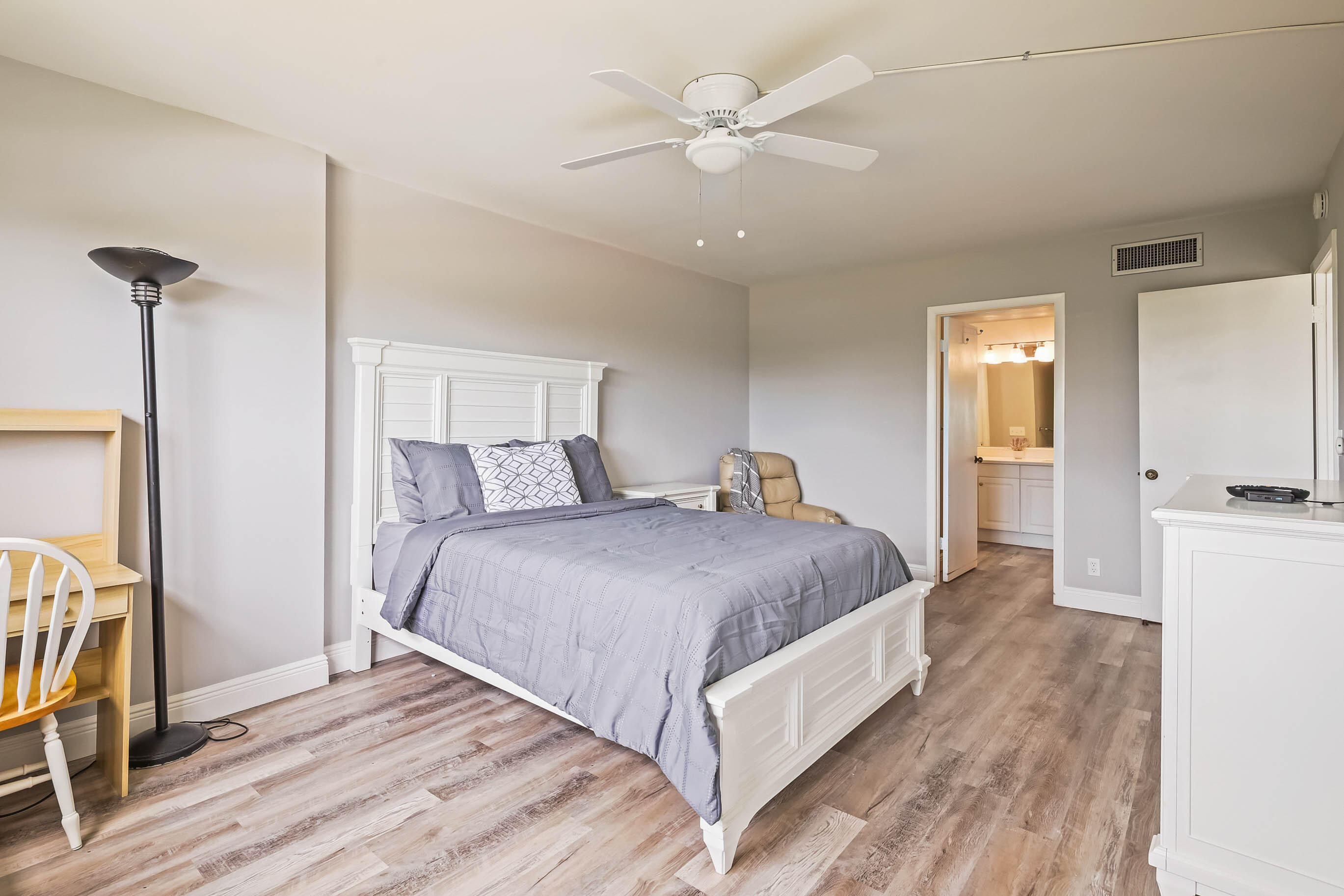 CARLISLE AT POINCIANA CONDO - Residential