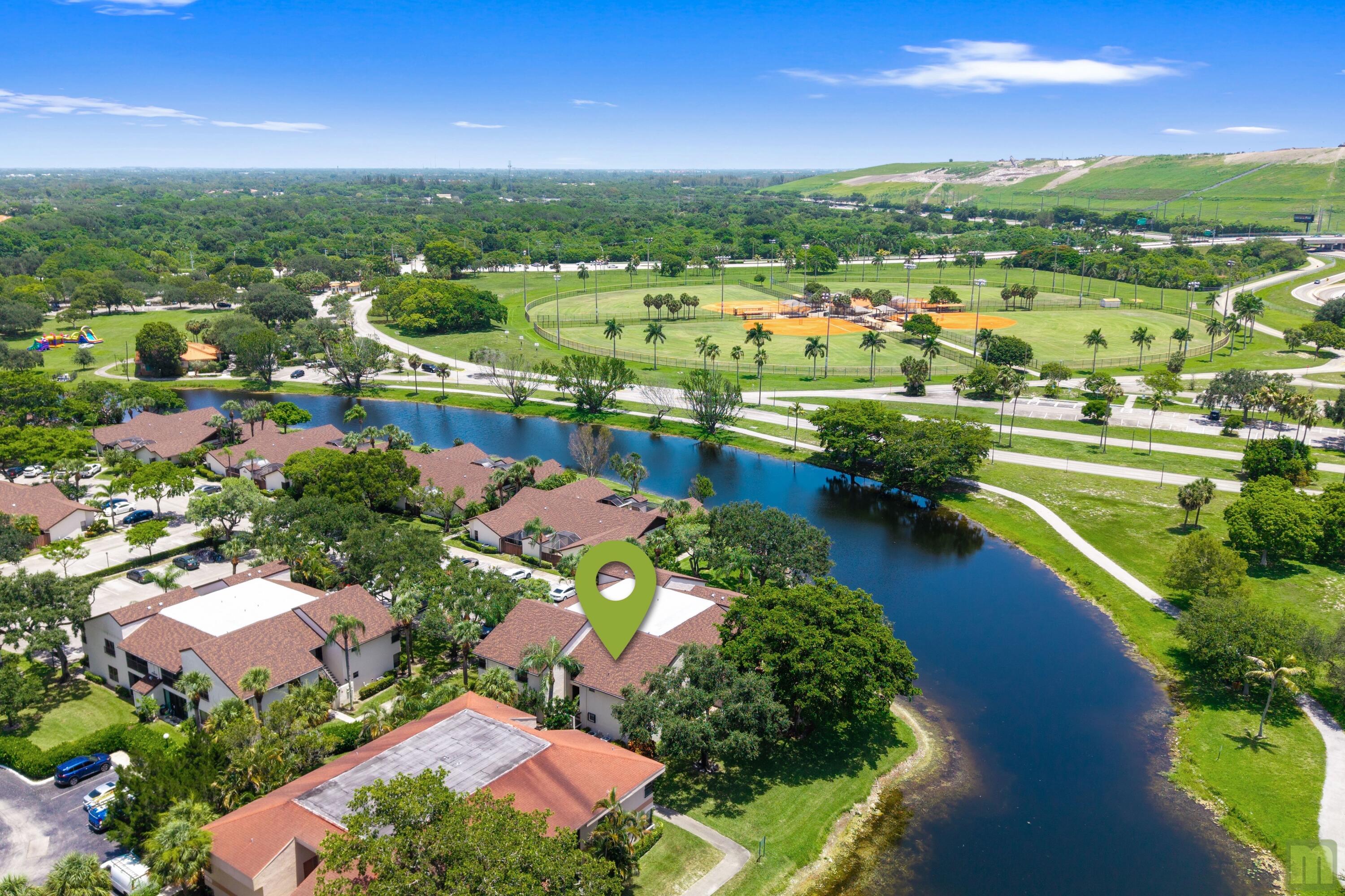 BAYWOOD VILLAGE I-B CONDO - Residential
