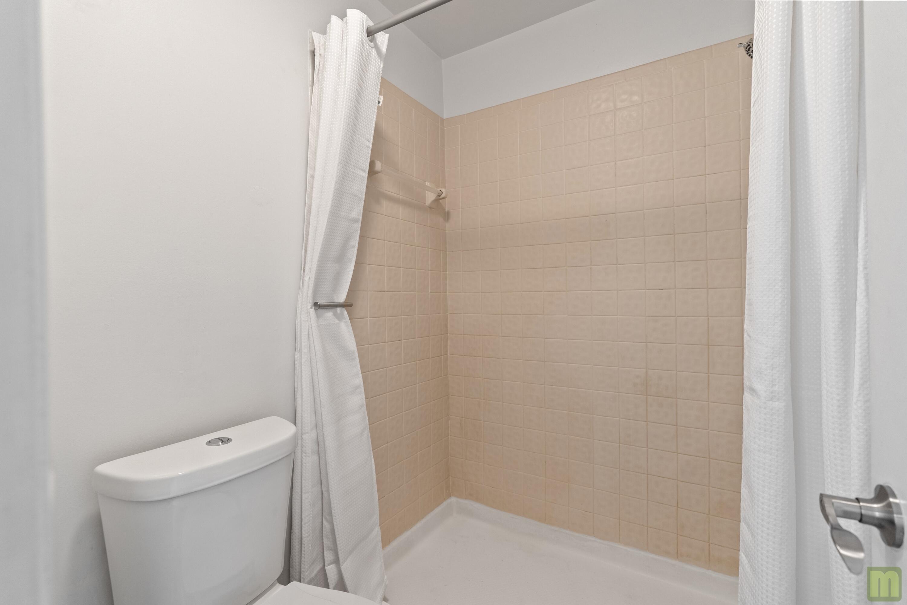 BAYWOOD VILLAGE I-B CONDO - Residential