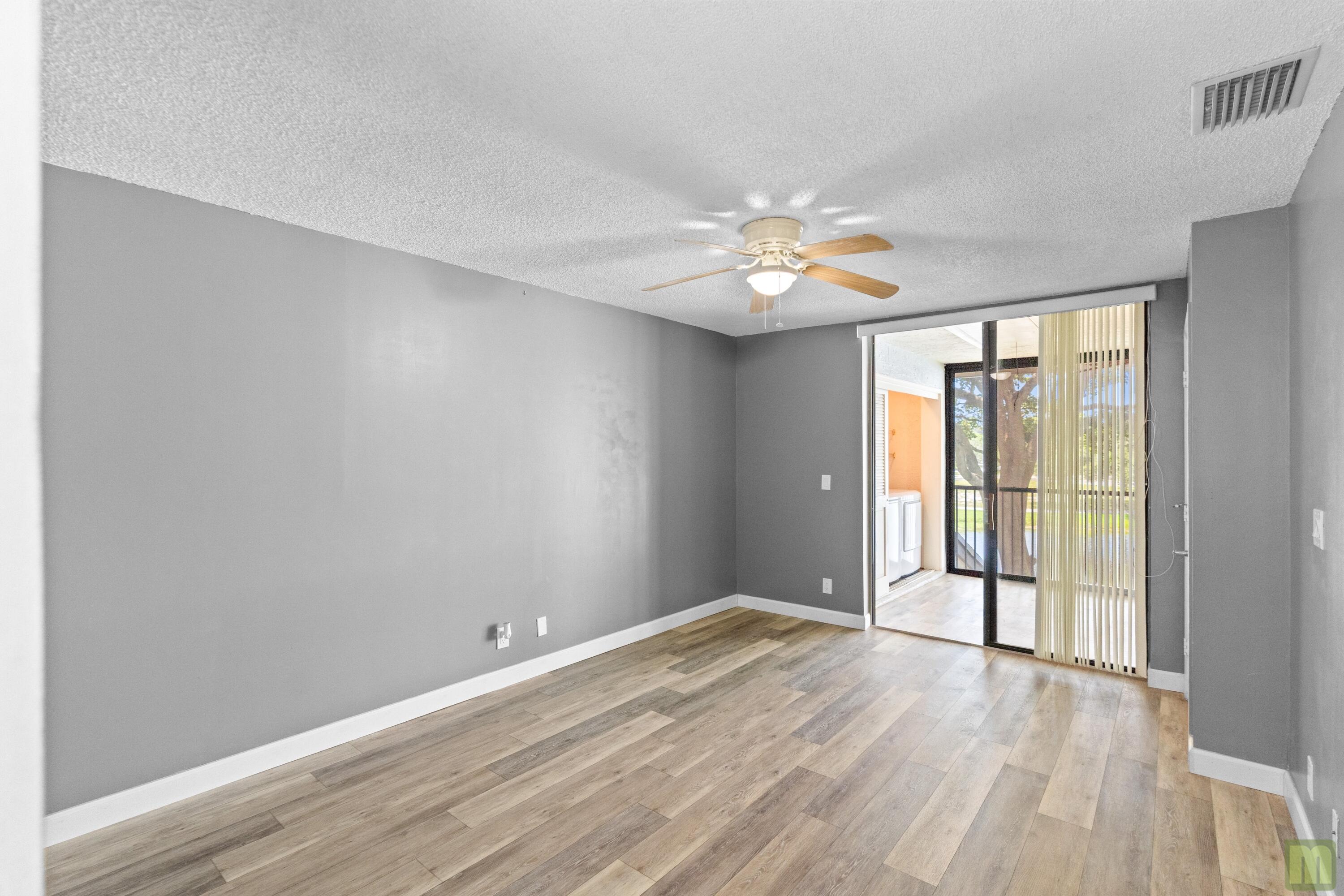 BAYWOOD VILLAGE I-B CONDO - Residential