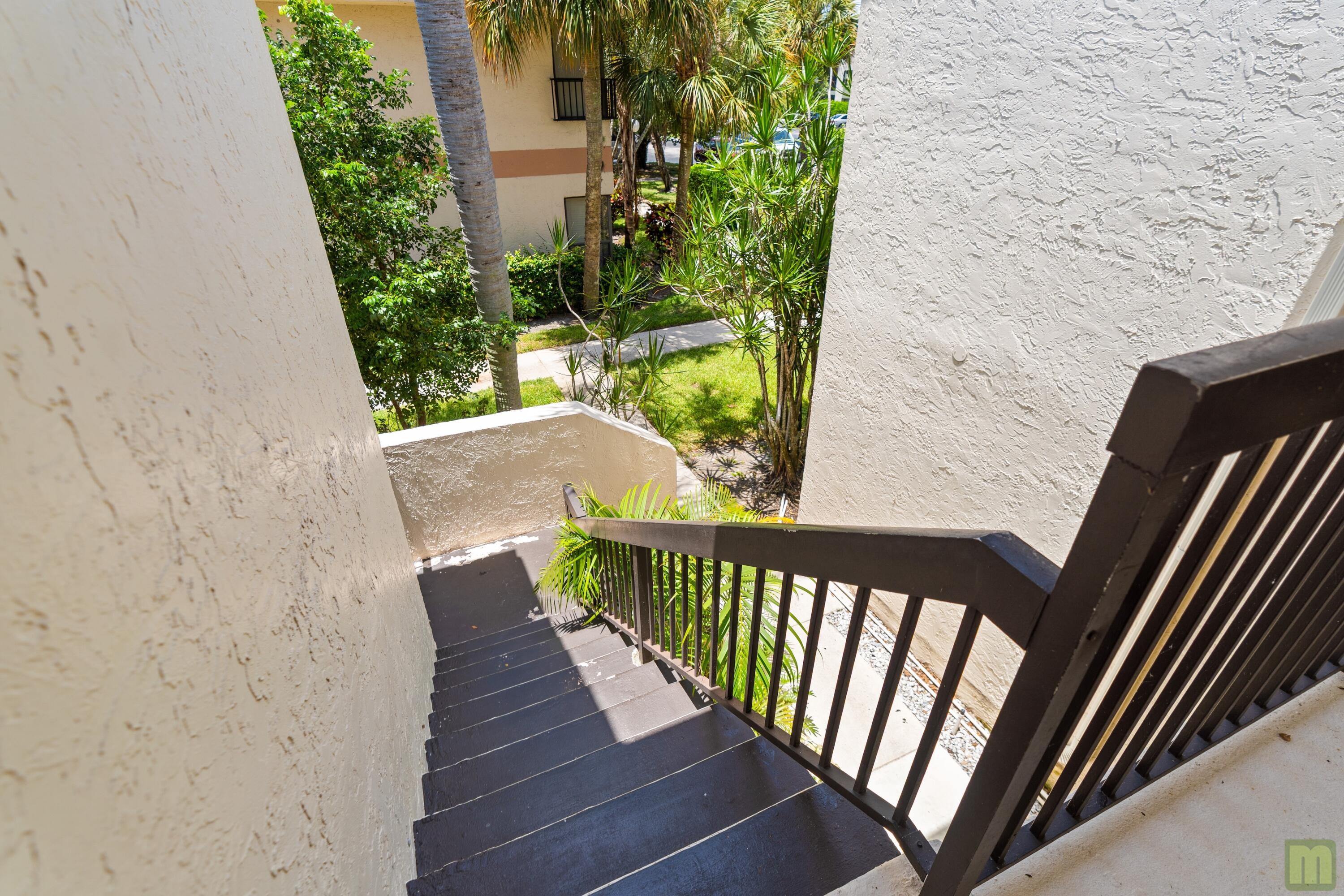 BAYWOOD VILLAGE I-B CONDO - Residential