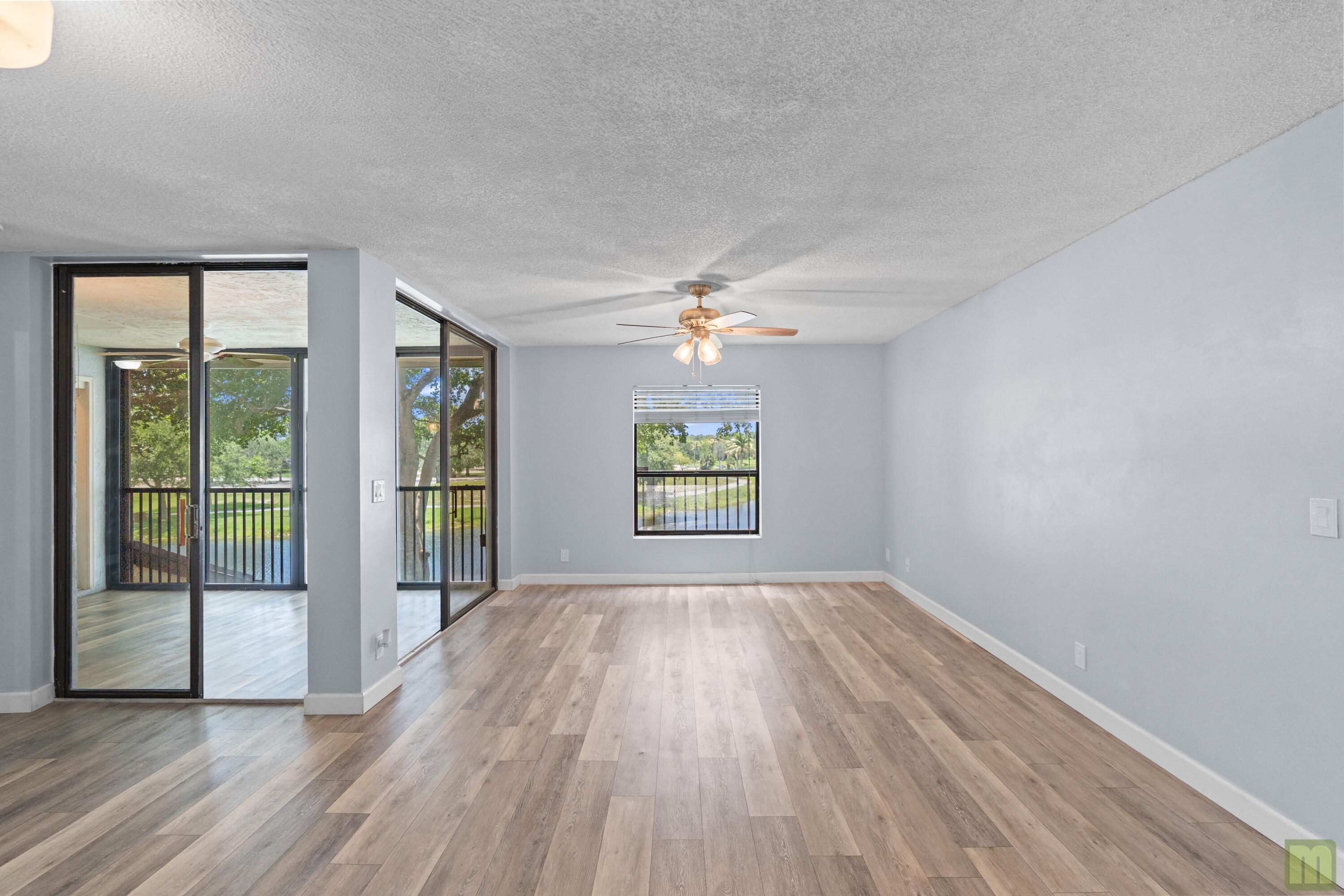 BAYWOOD VILLAGE I-B CONDO - Residential
